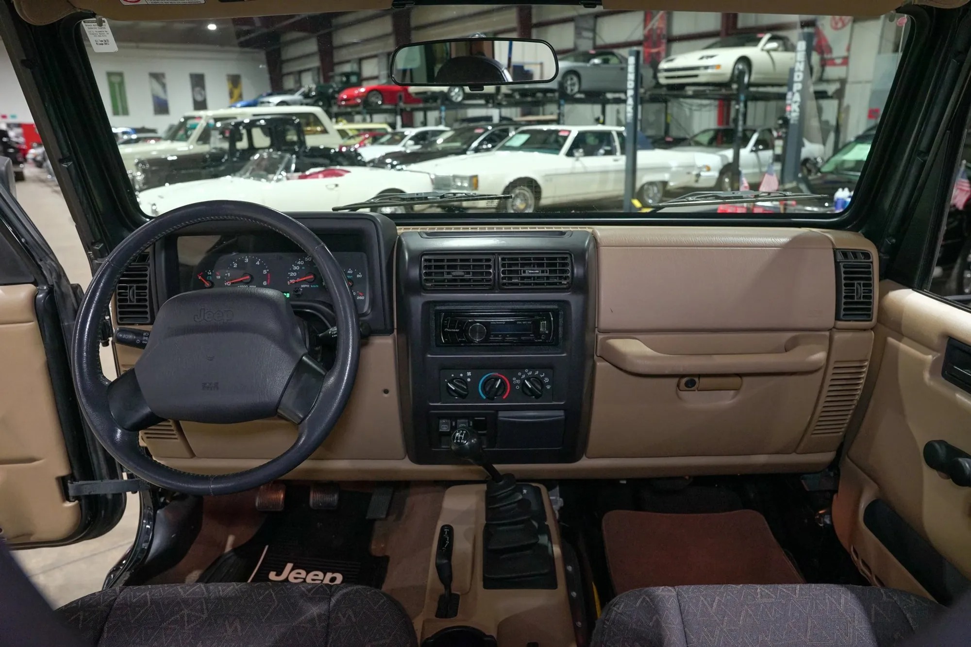 2001 Jeep Wrangler Sahara Edition