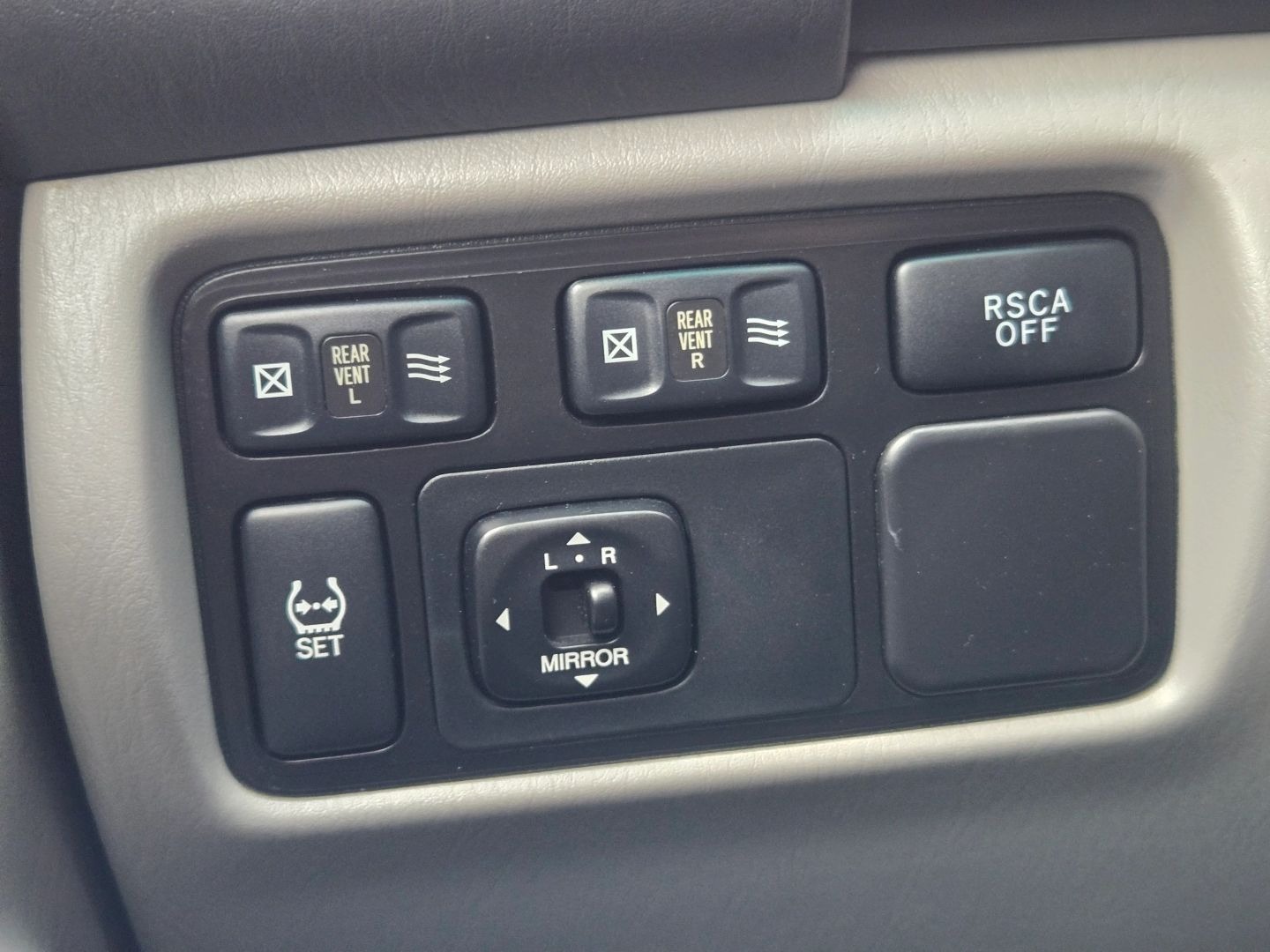 2006 Toyota Land Cruiser