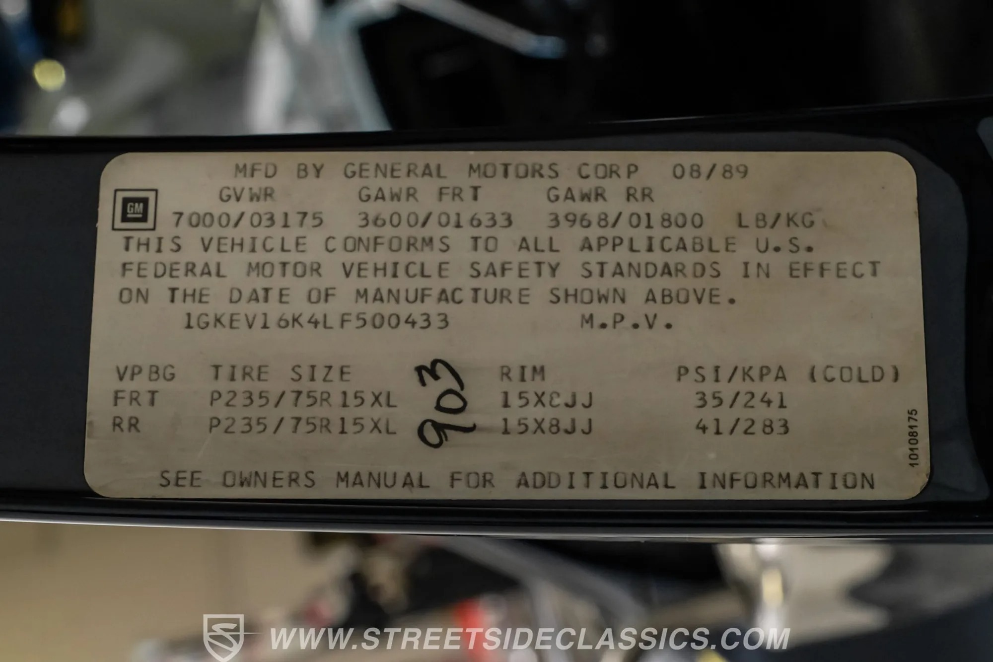 1990 GMC Suburban SLE