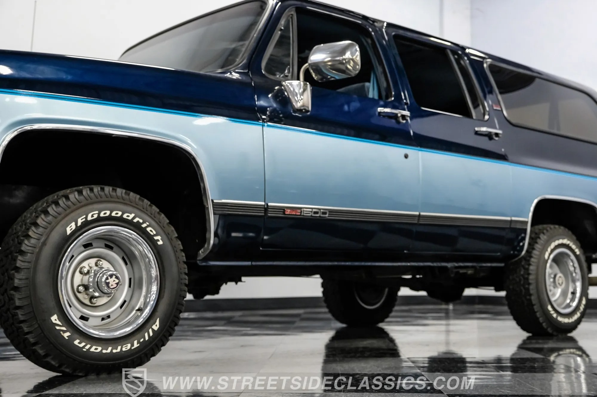 1990 GMC Suburban SLE