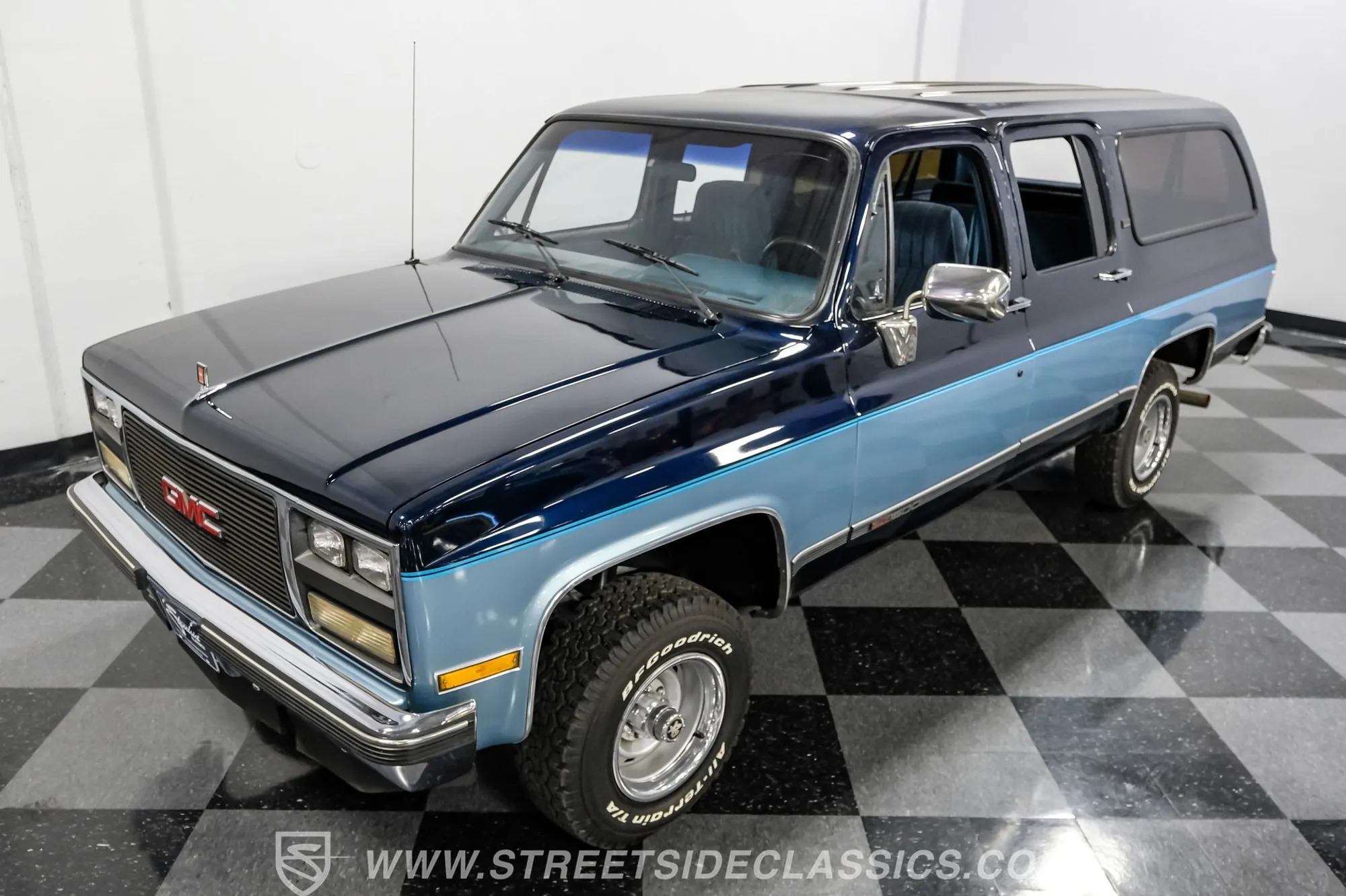 1990 GMC Suburban SLE
