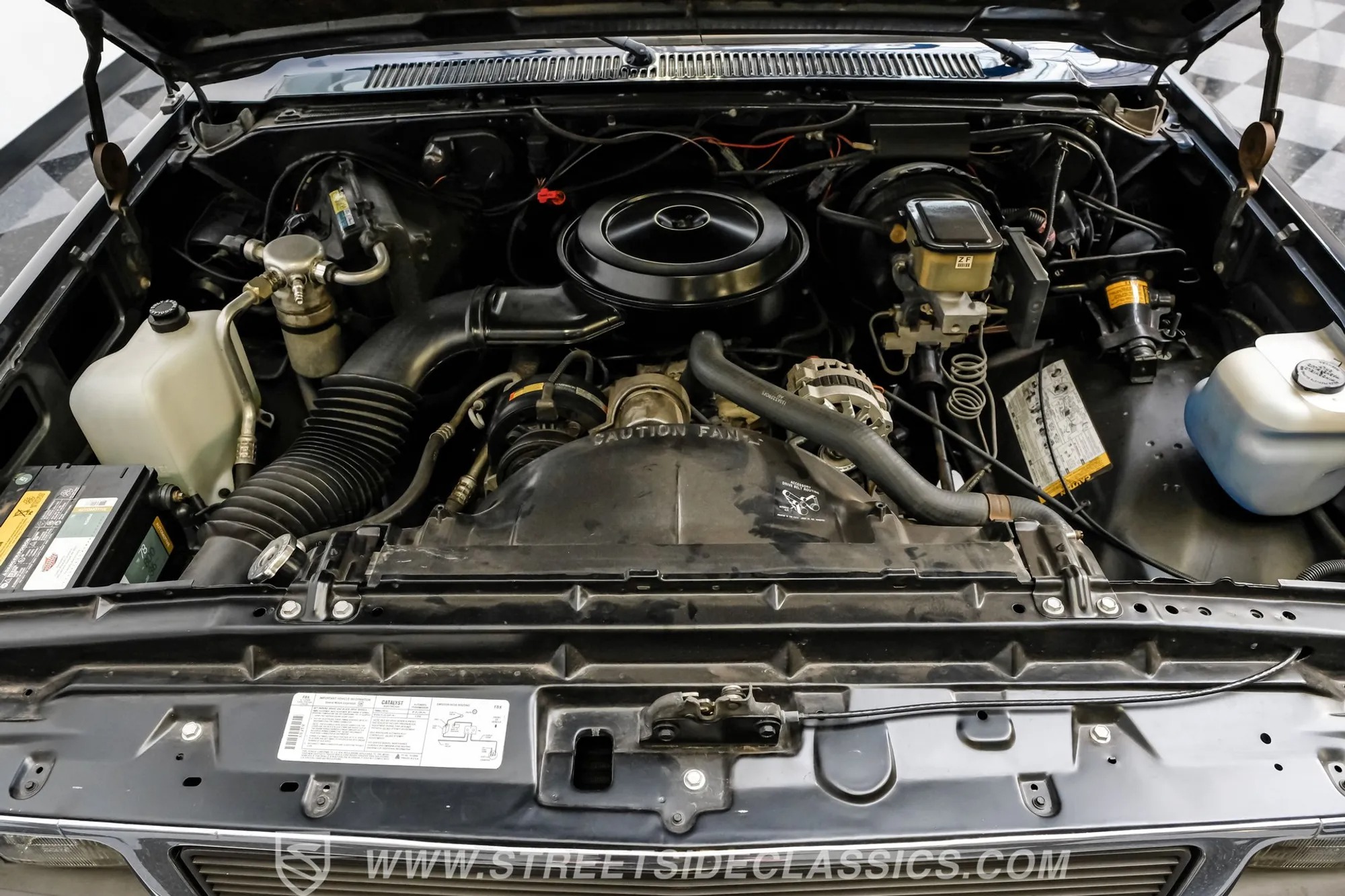 1990 GMC Suburban SLE