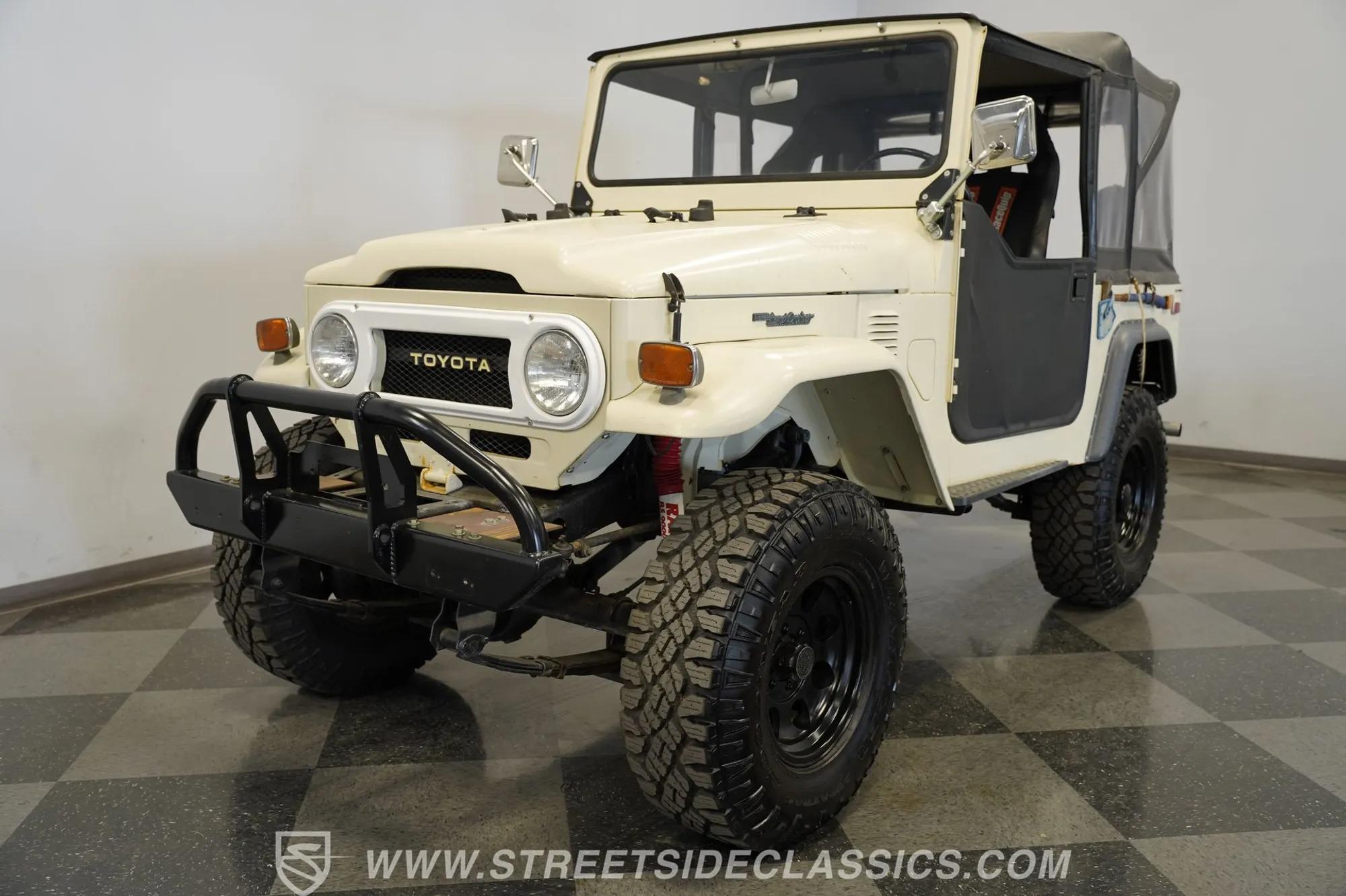  Toyota Land Cruiser
