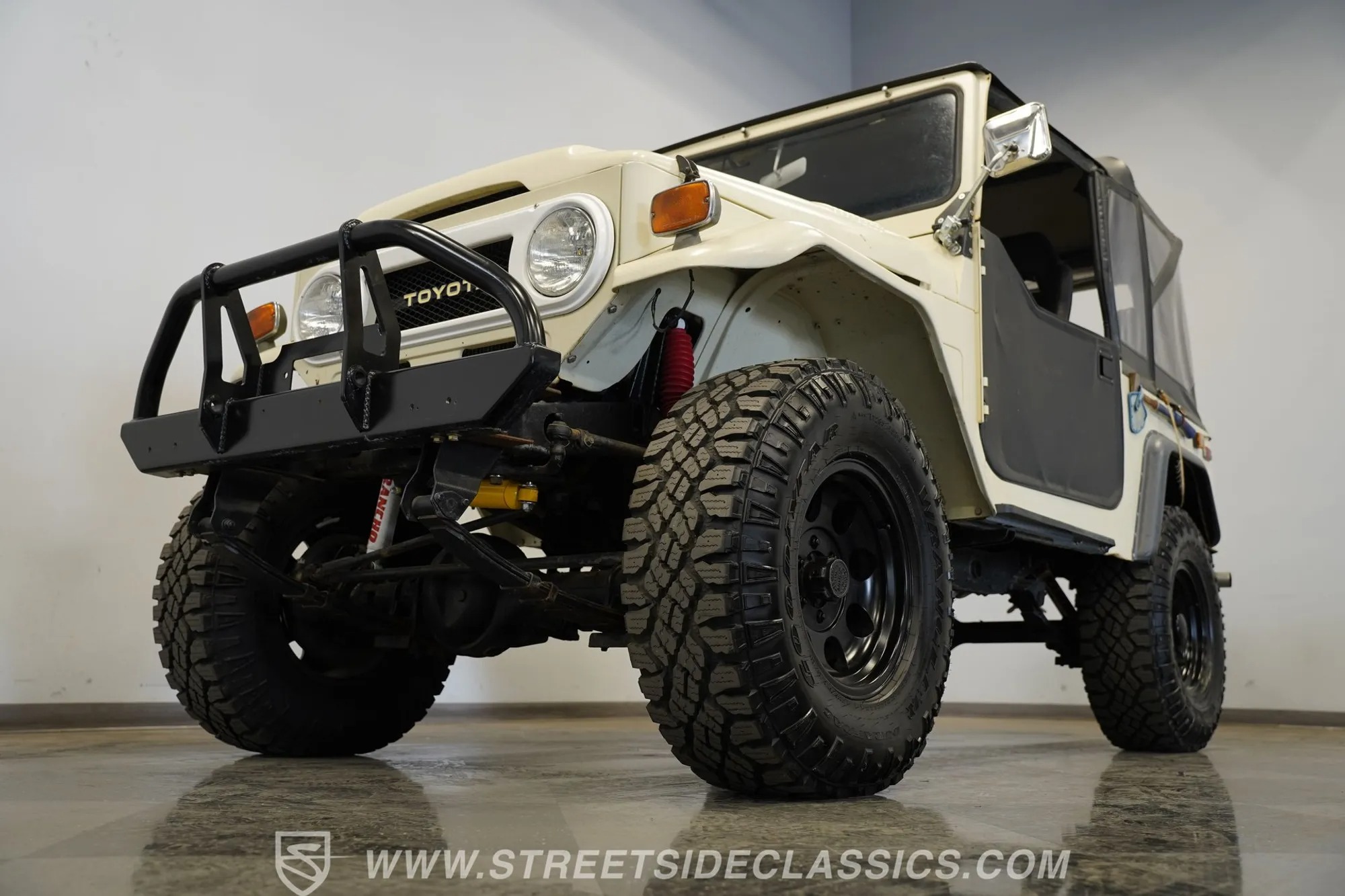 1974 Toyota Land Cruiser FJ40