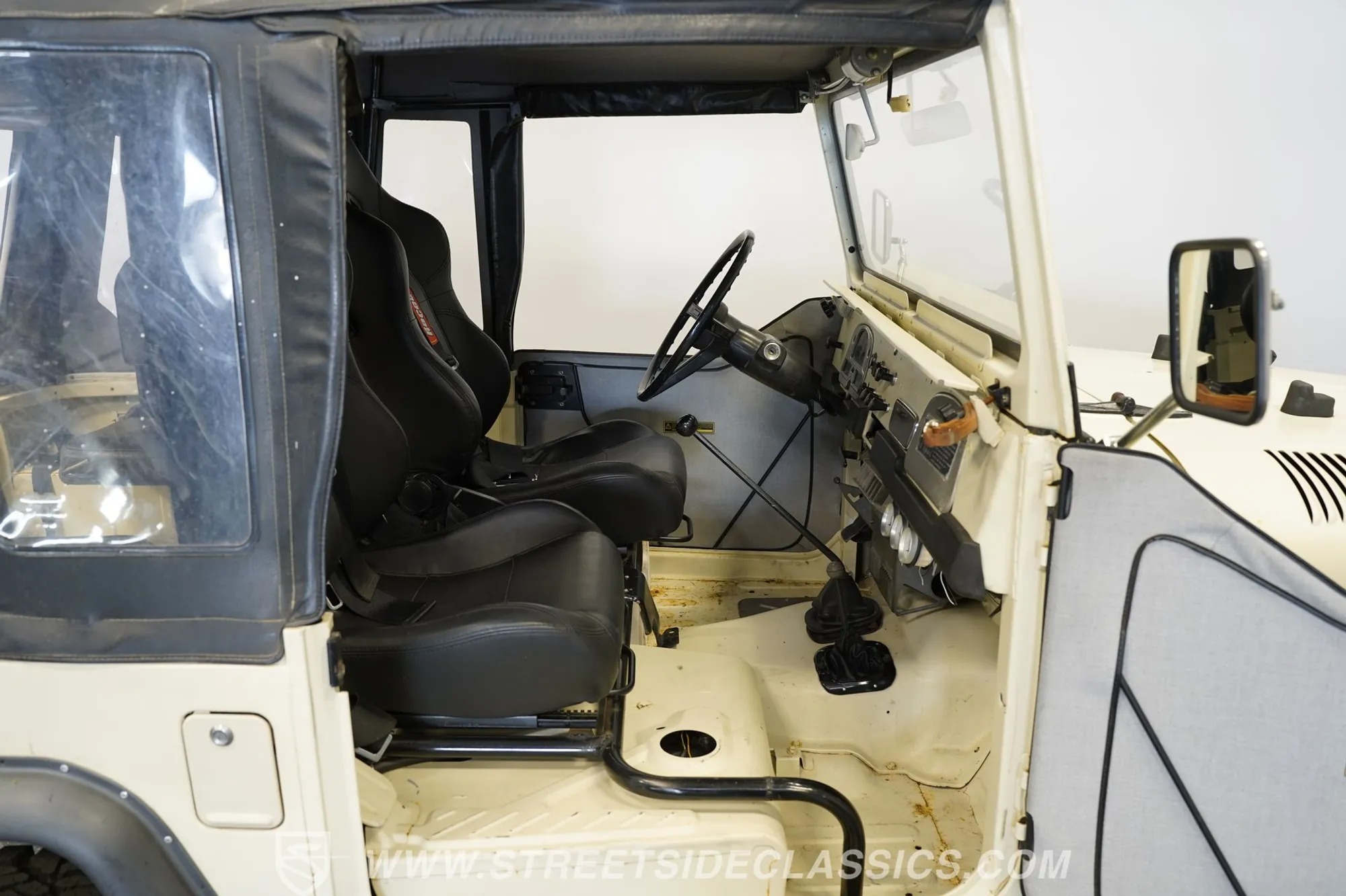 1974 Toyota Land Cruiser FJ40