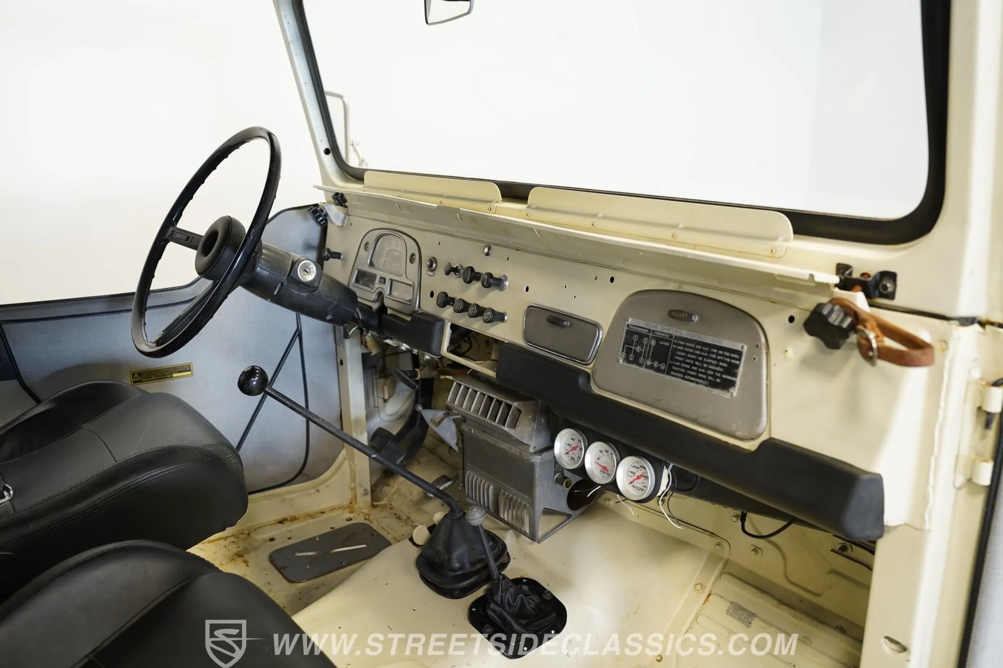 1974 Toyota Land Cruiser FJ40