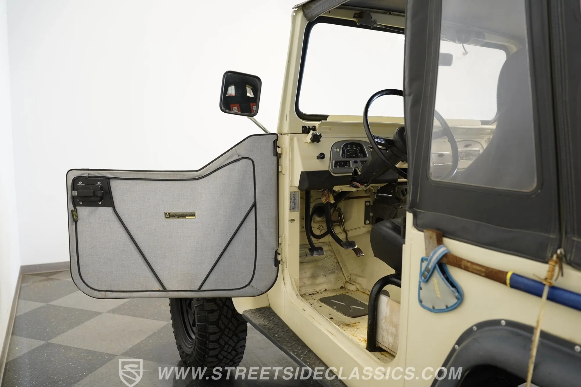 1974 Toyota Land Cruiser FJ40