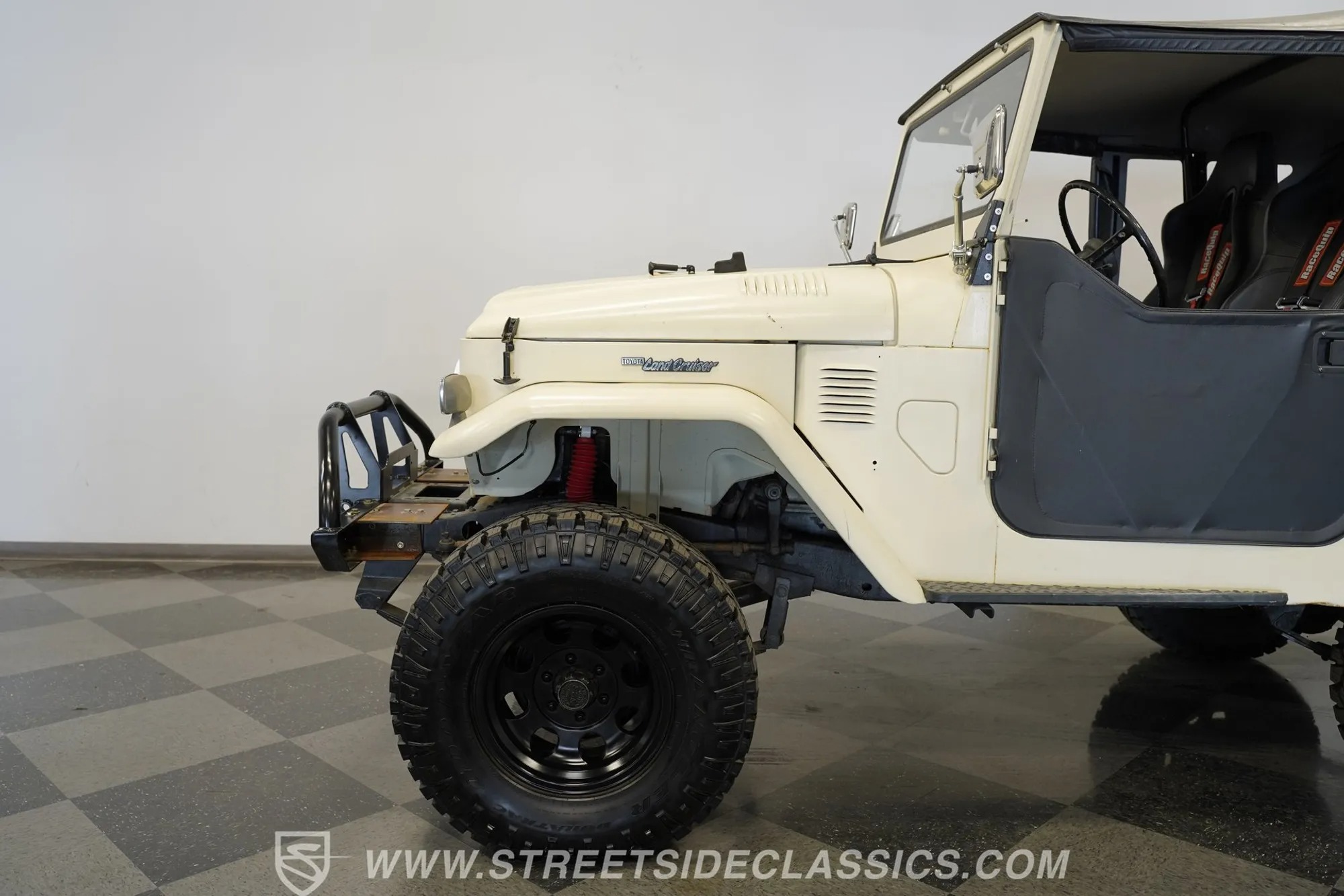 1974 Toyota Land Cruiser FJ40