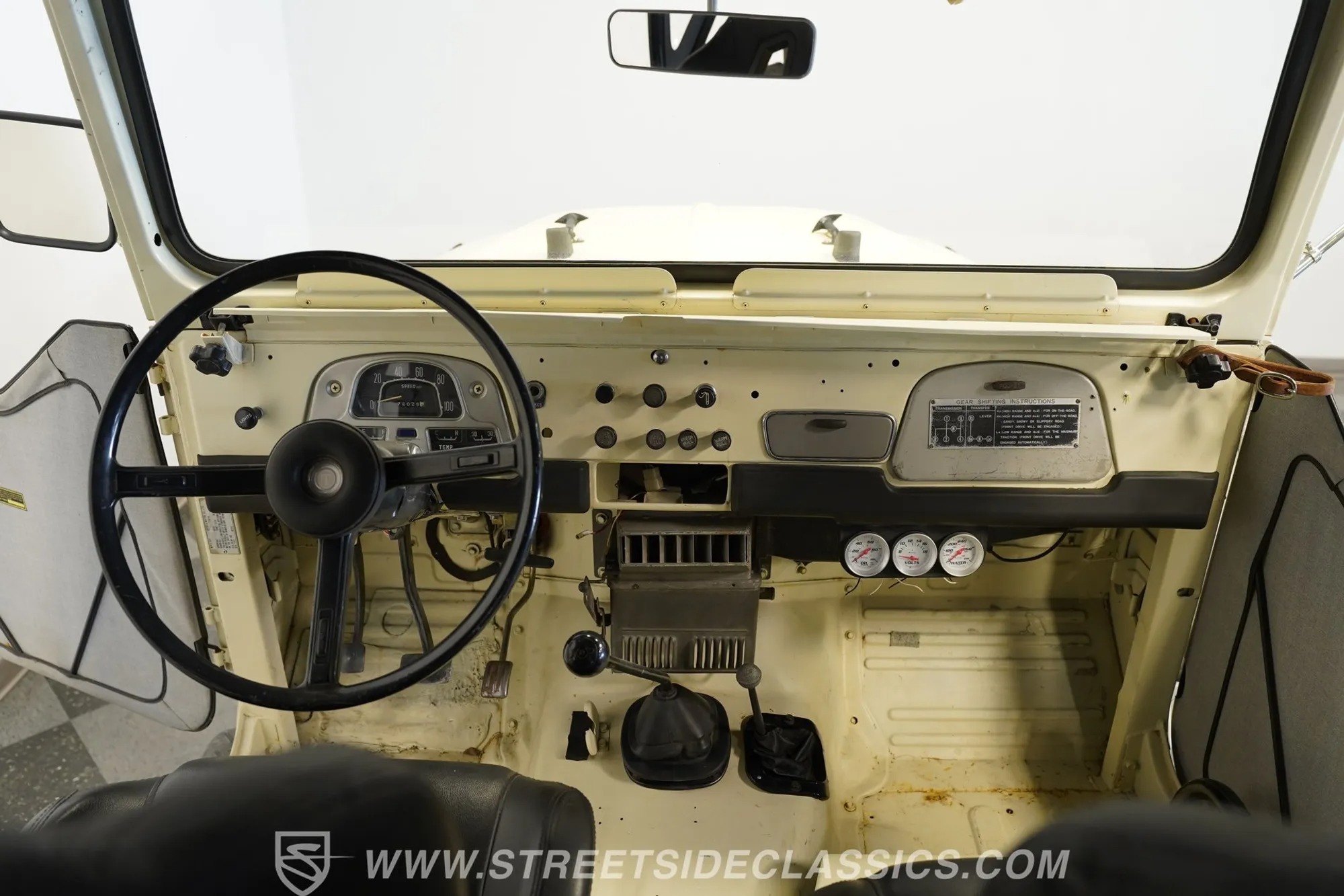 1974 Toyota Land Cruiser FJ40