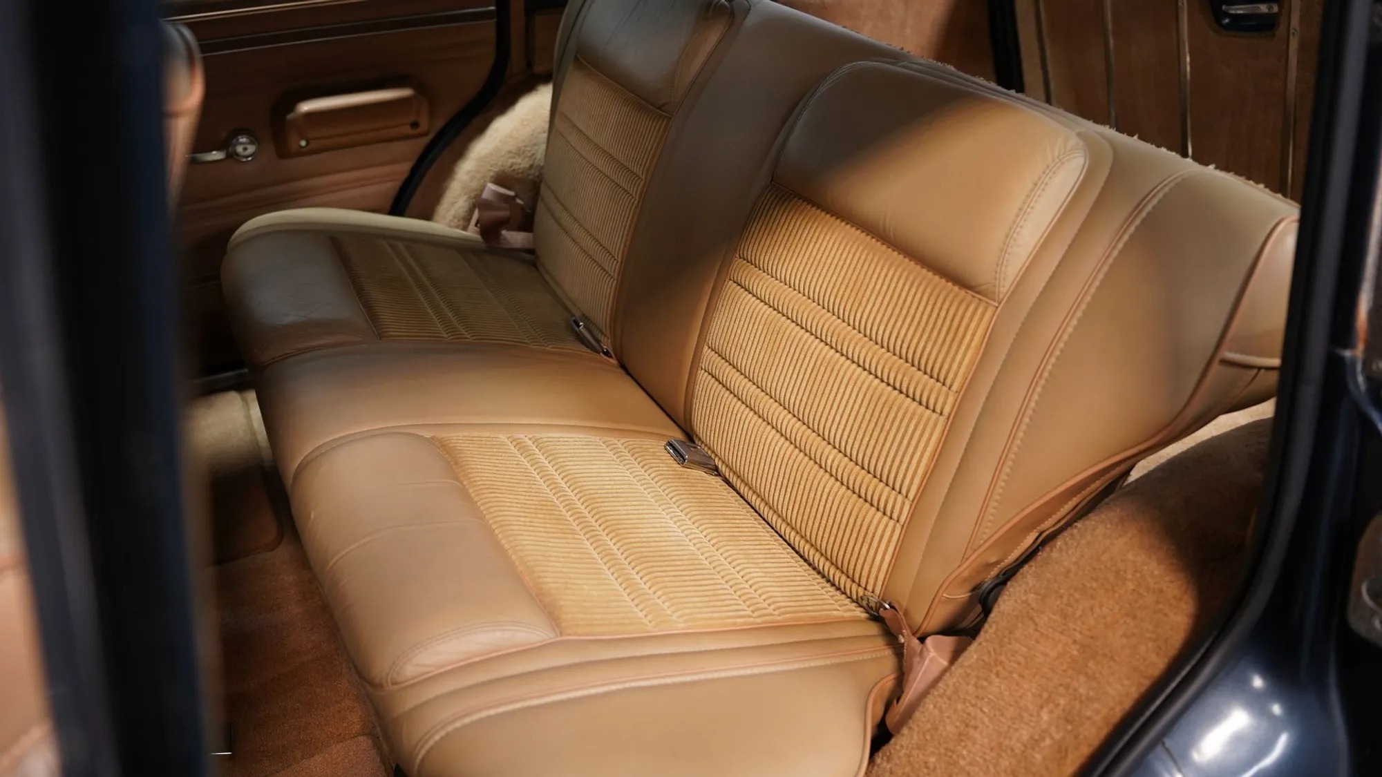 1988 Jeep Grand Wagoneer