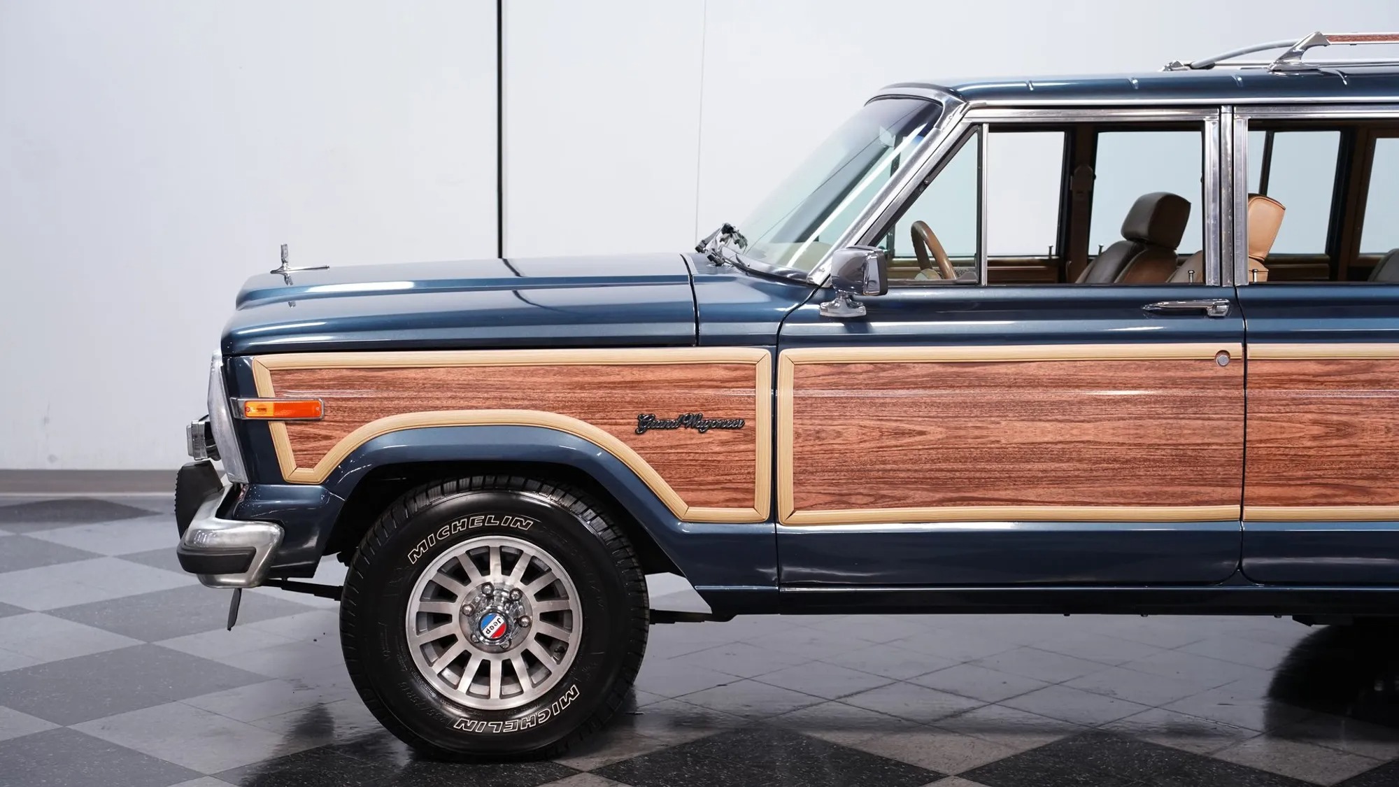 1988 Jeep Grand Wagoneer
