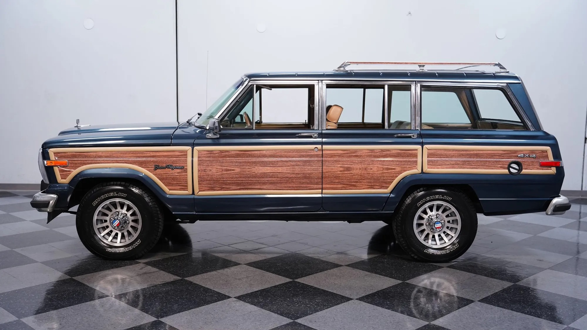 1988 Jeep Grand Wagoneer - 2