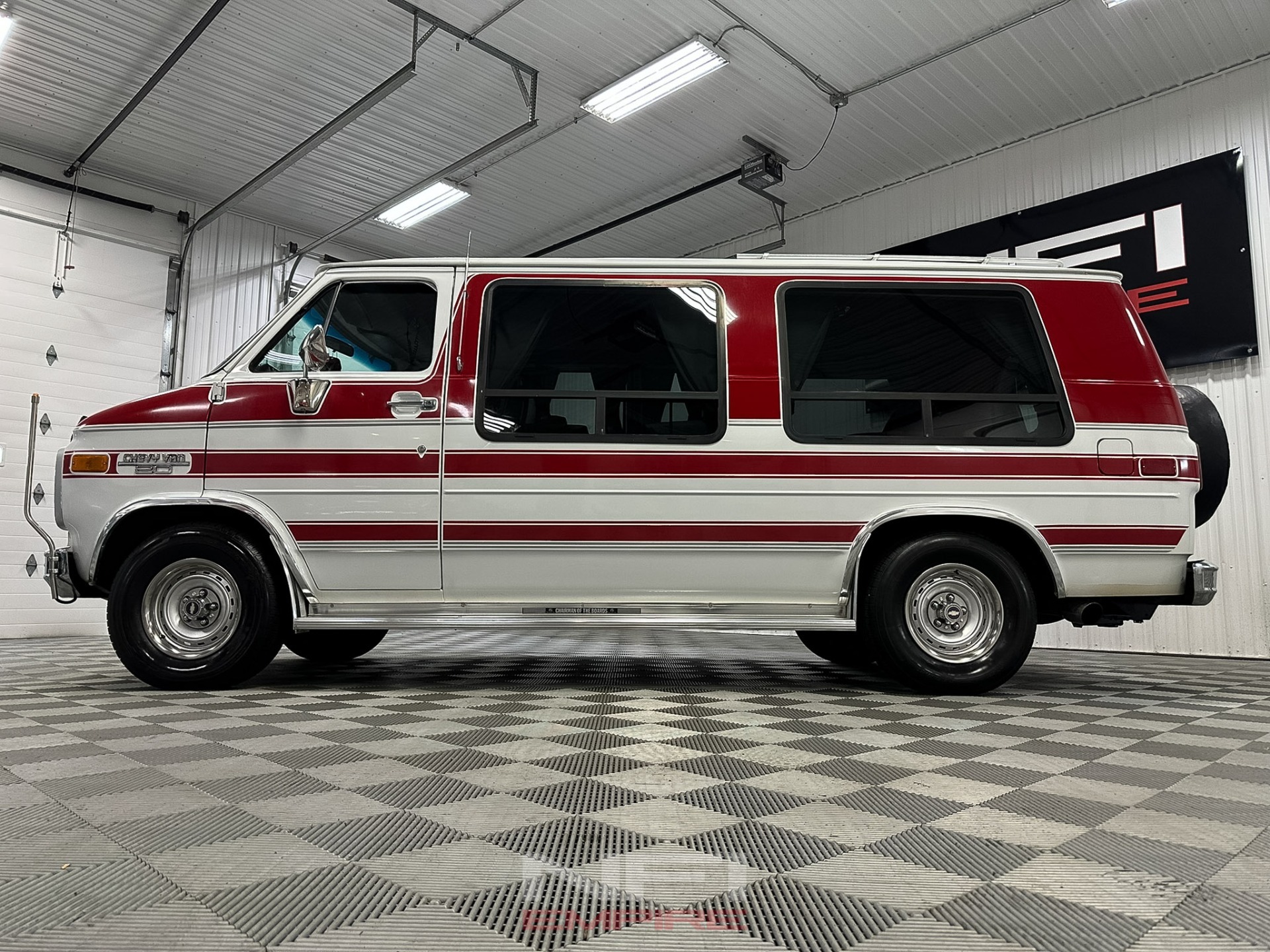 1986 Chevrolet G20 Sport Van