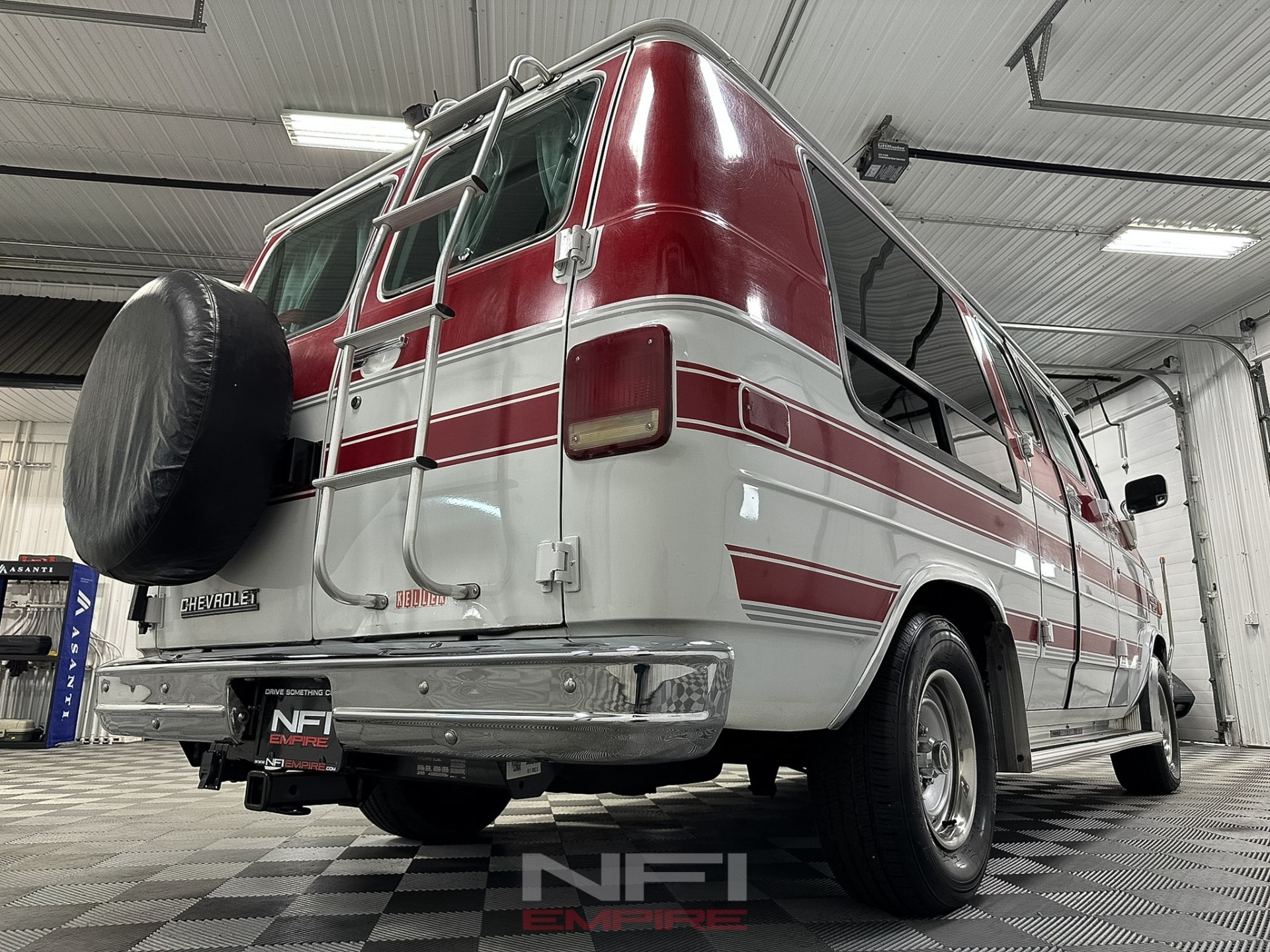 1986 Chevrolet G20 Sport Van