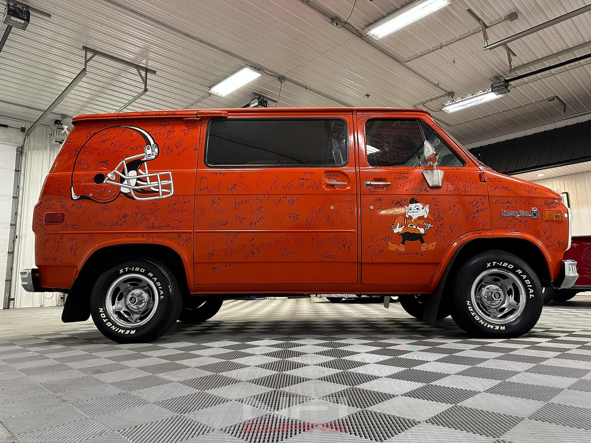 1982 Chevrolet G10 Van