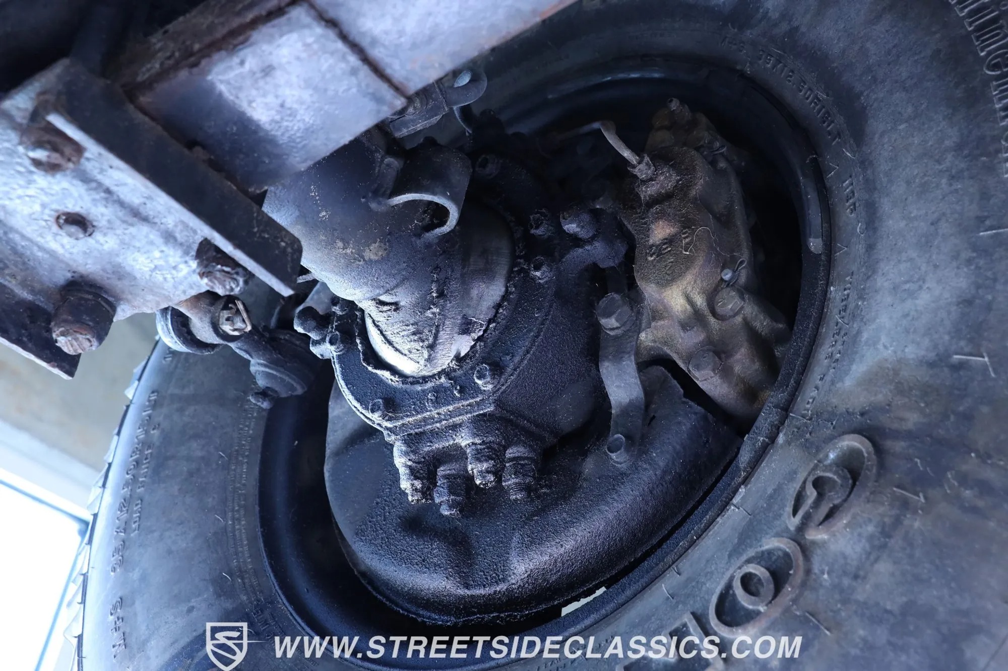 1975 Toyota Land Cruiser FJ40 Restomod