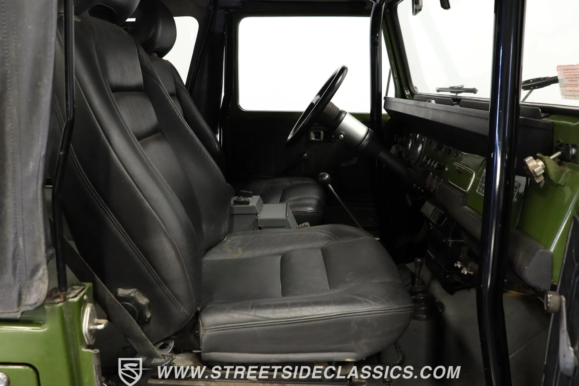 1975 Toyota Land Cruiser FJ40 Restomod