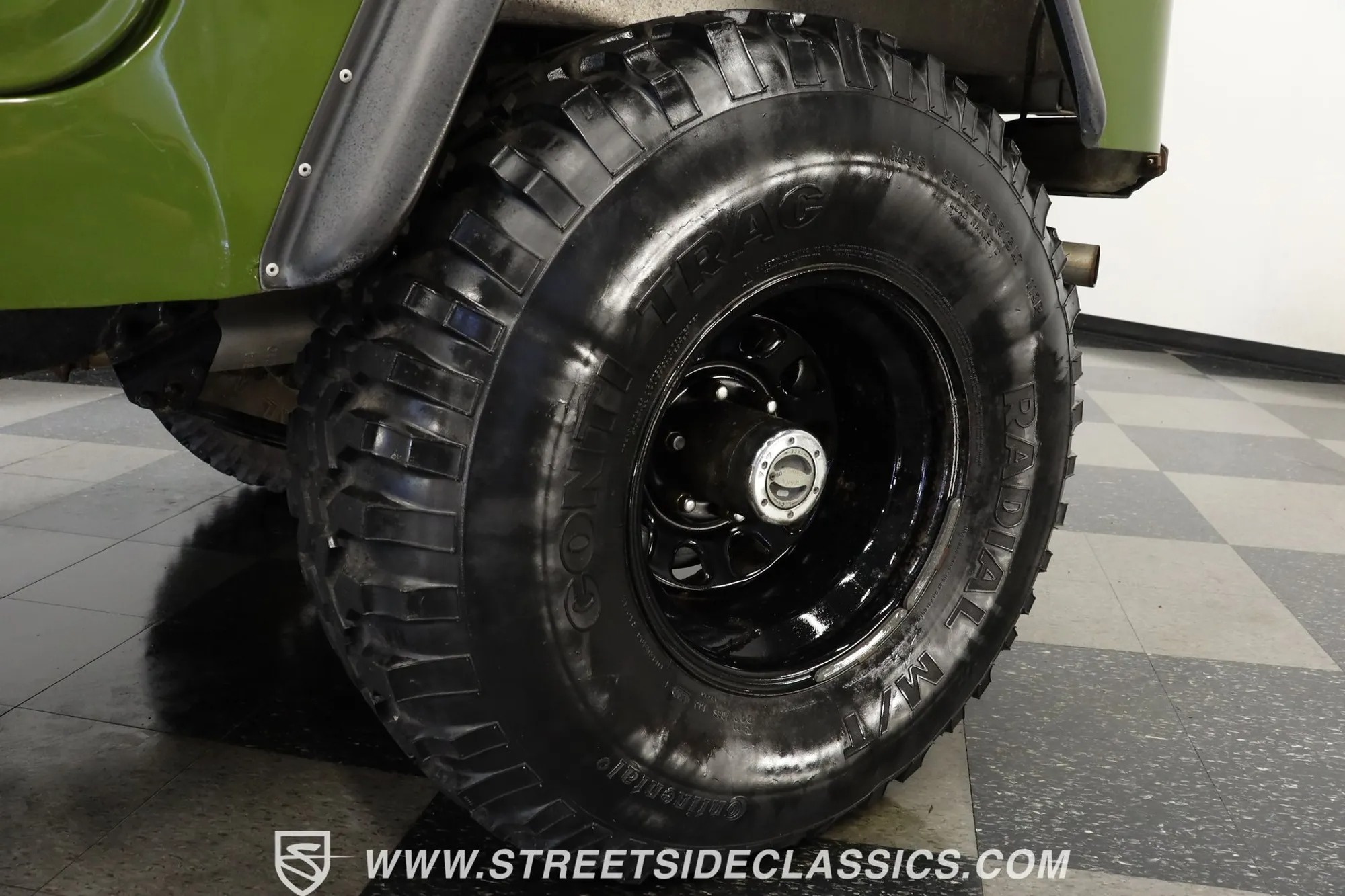 1975 Toyota Land Cruiser FJ40 Restomod