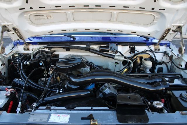 1992 Ford Bronco XL Custom