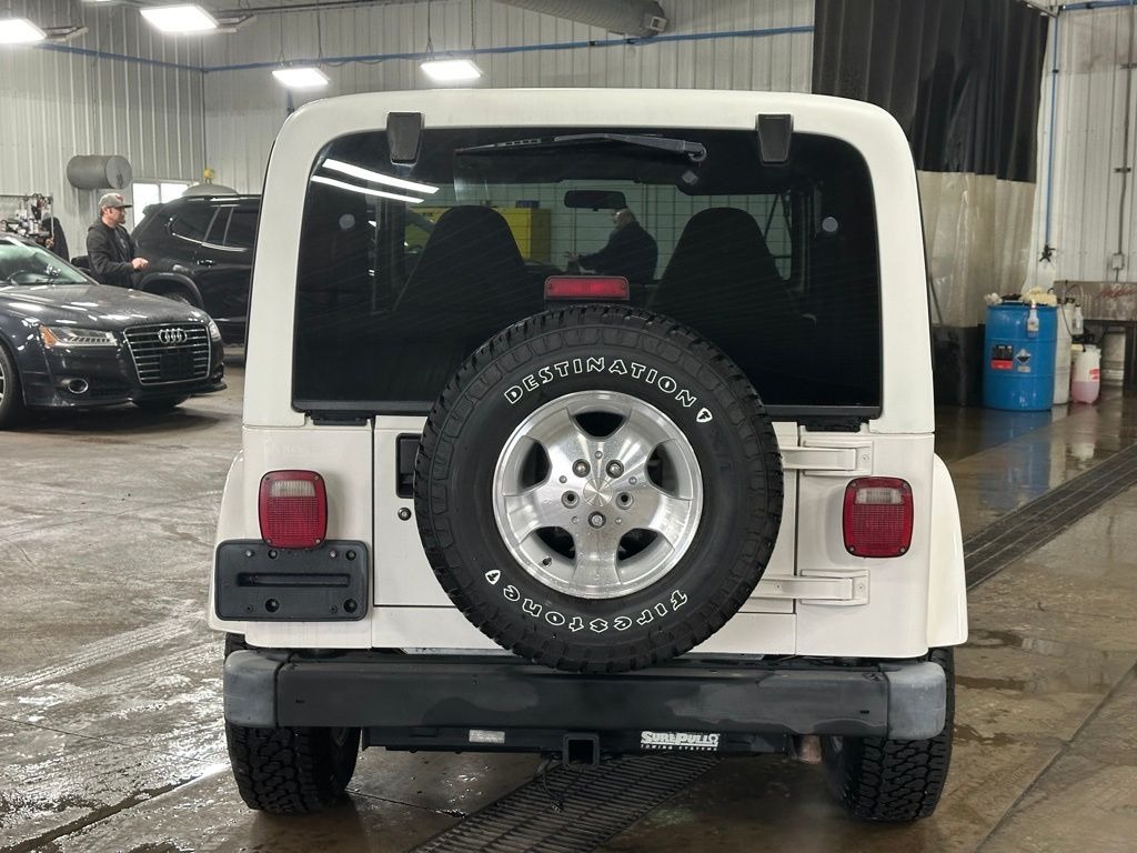 2000 Jeep Wrangler Sahara - 5