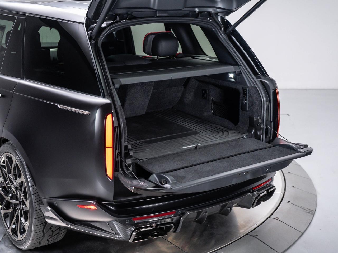 2025 Land Rover Range Rover SV Overfinch