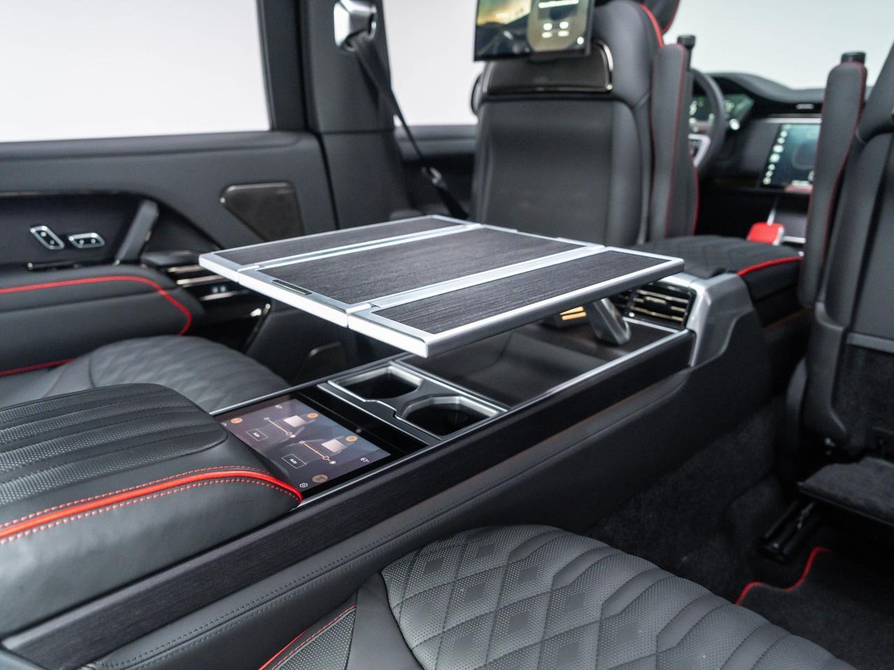 2025 Land Rover Range Rover SV Overfinch