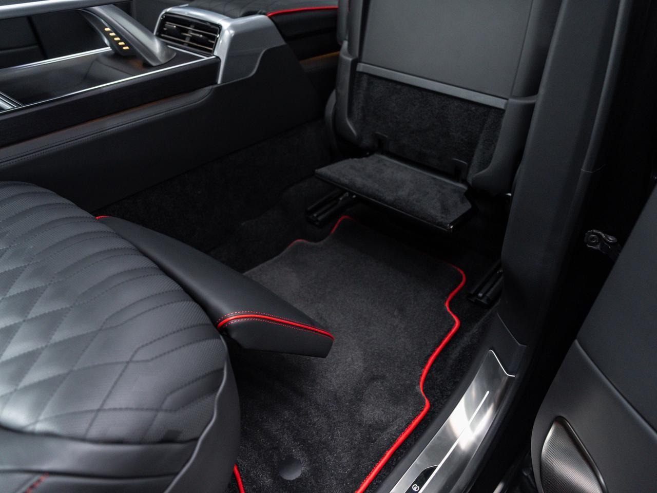 2025 Land Rover Range Rover SV Overfinch