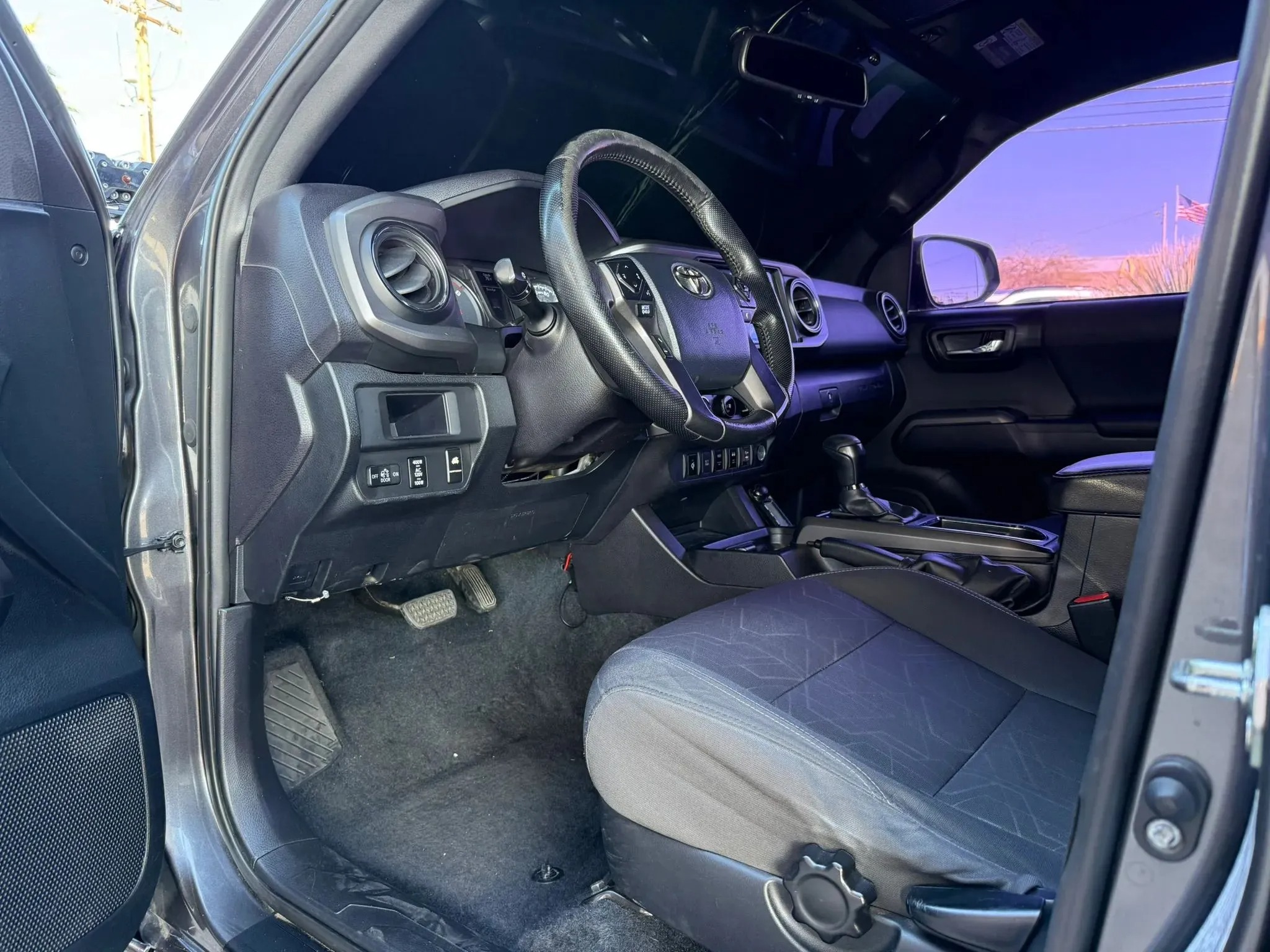 2016 Toyota Tacoma TRD Sport - 2