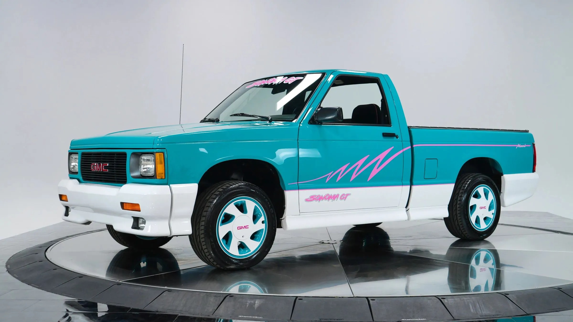 1992 GMC  Sonoma GT