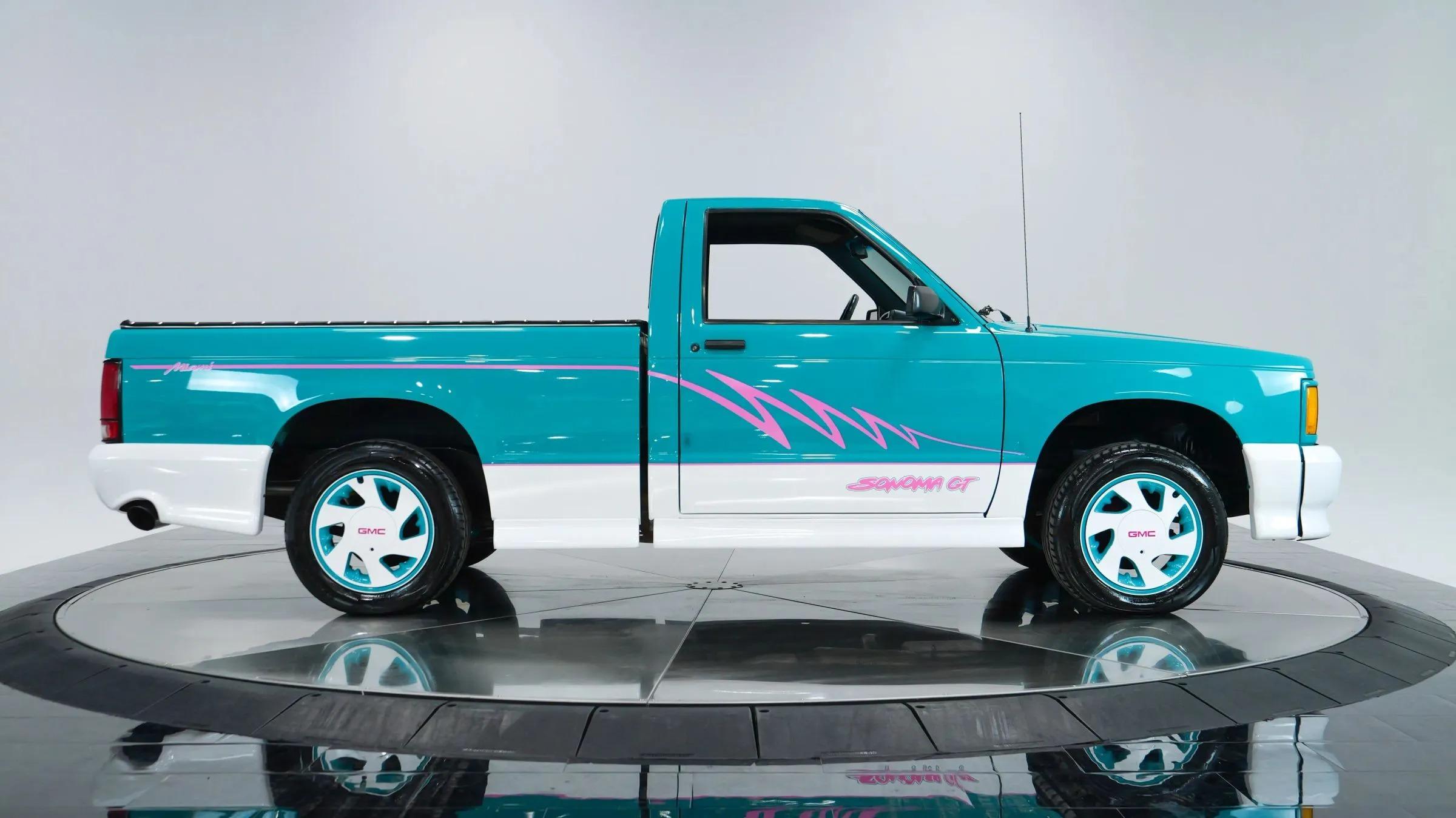1992 GMC  Sonoma GT