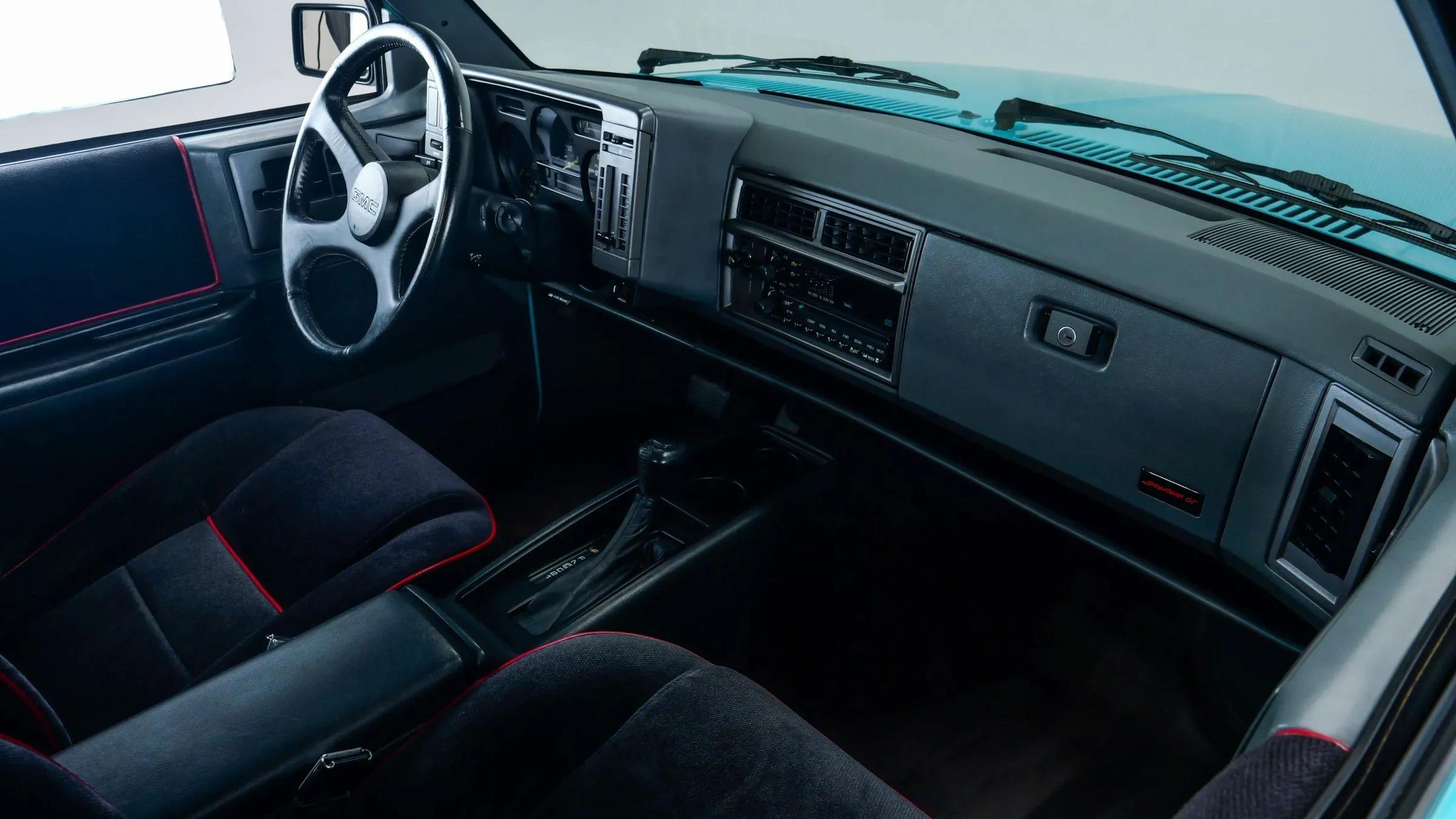 1992 GMC  Sonoma GT