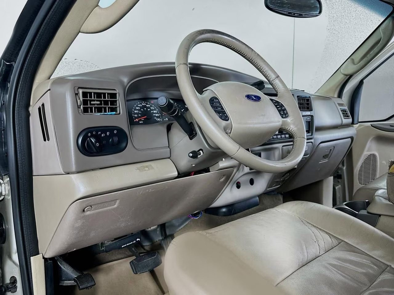 2004 Ford Excursion Limited