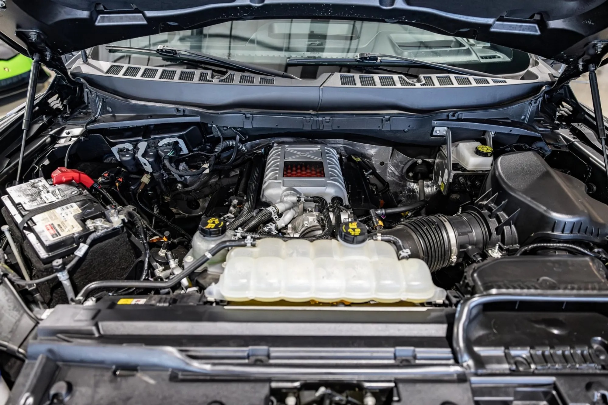 2025 Ford F-150 Raptor R