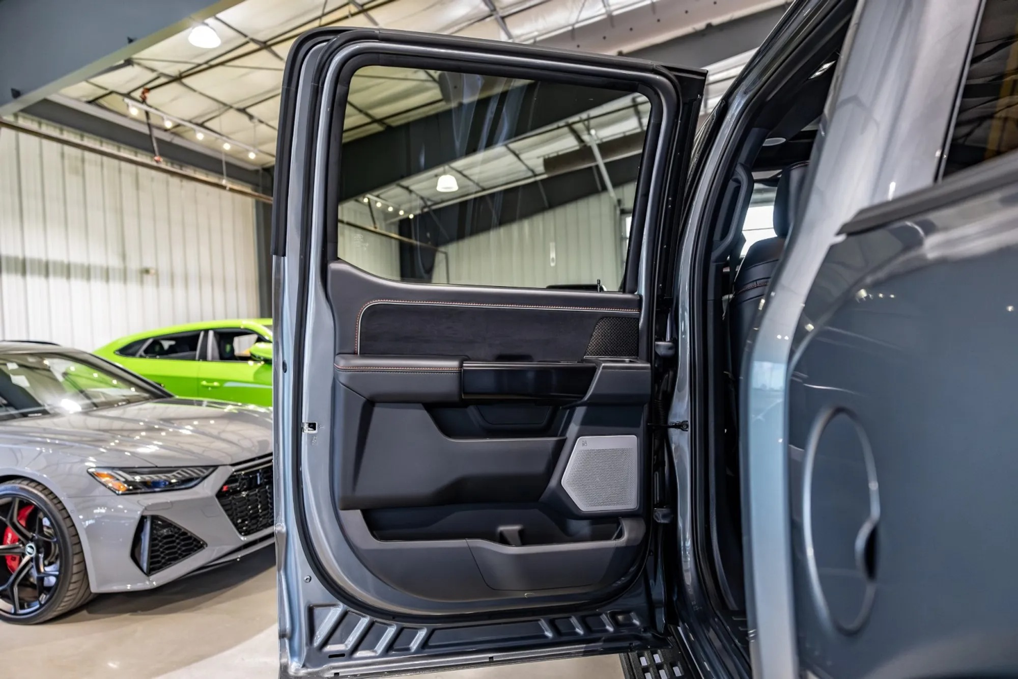 2025 Ford F-150 Raptor R