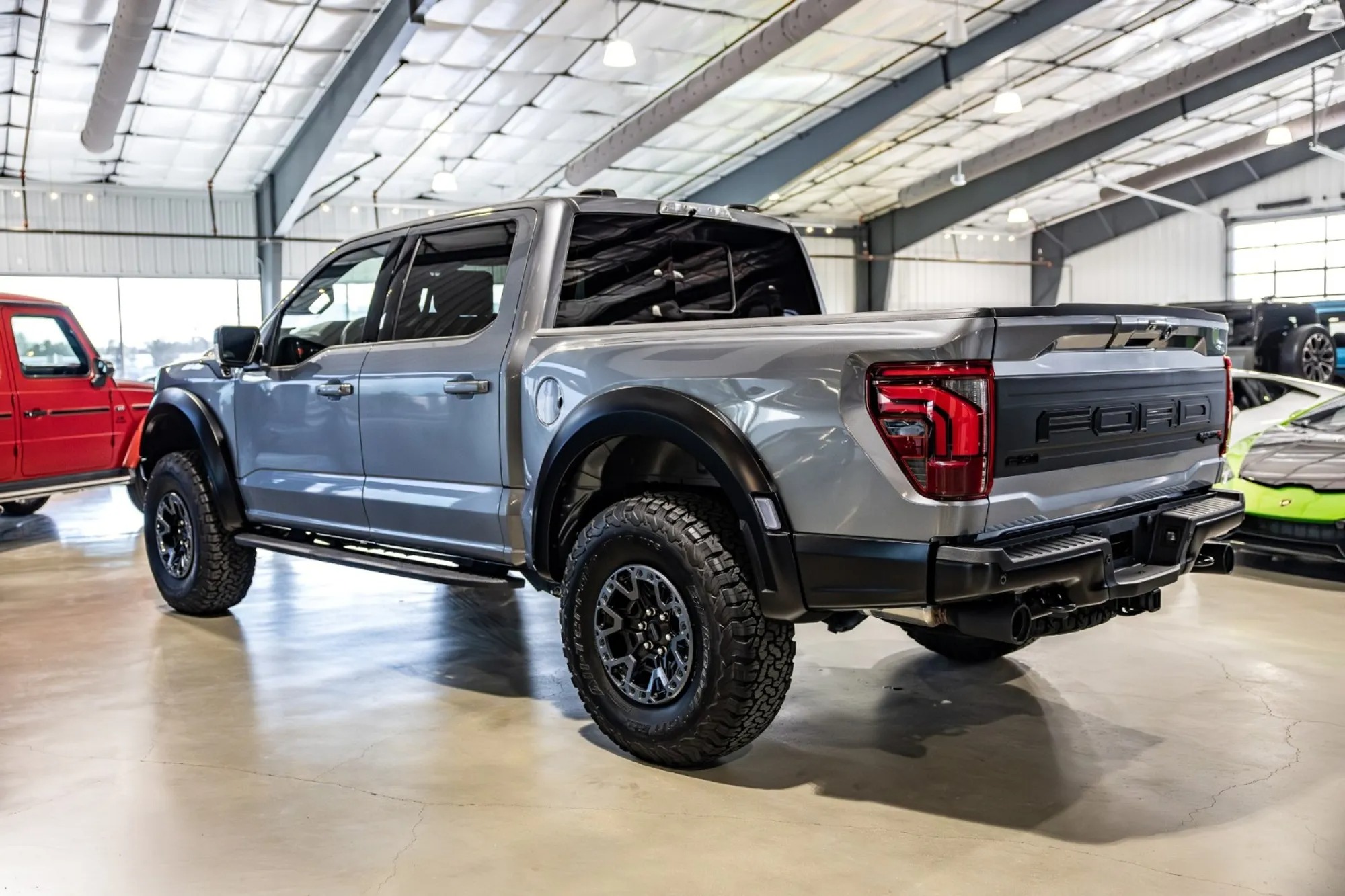 2025 Ford F-150 Raptor R - 4