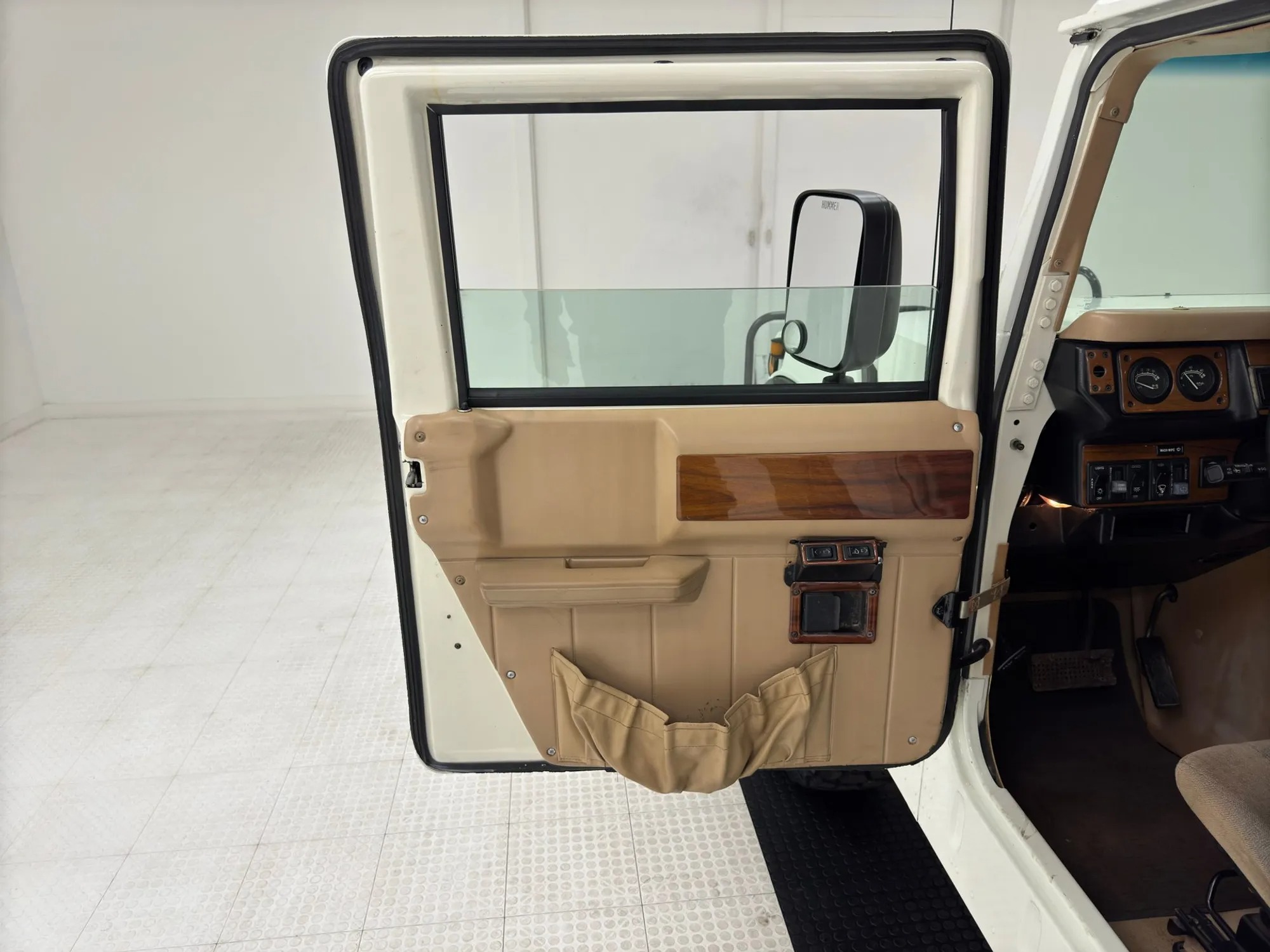 1995 AM General Hummer H1