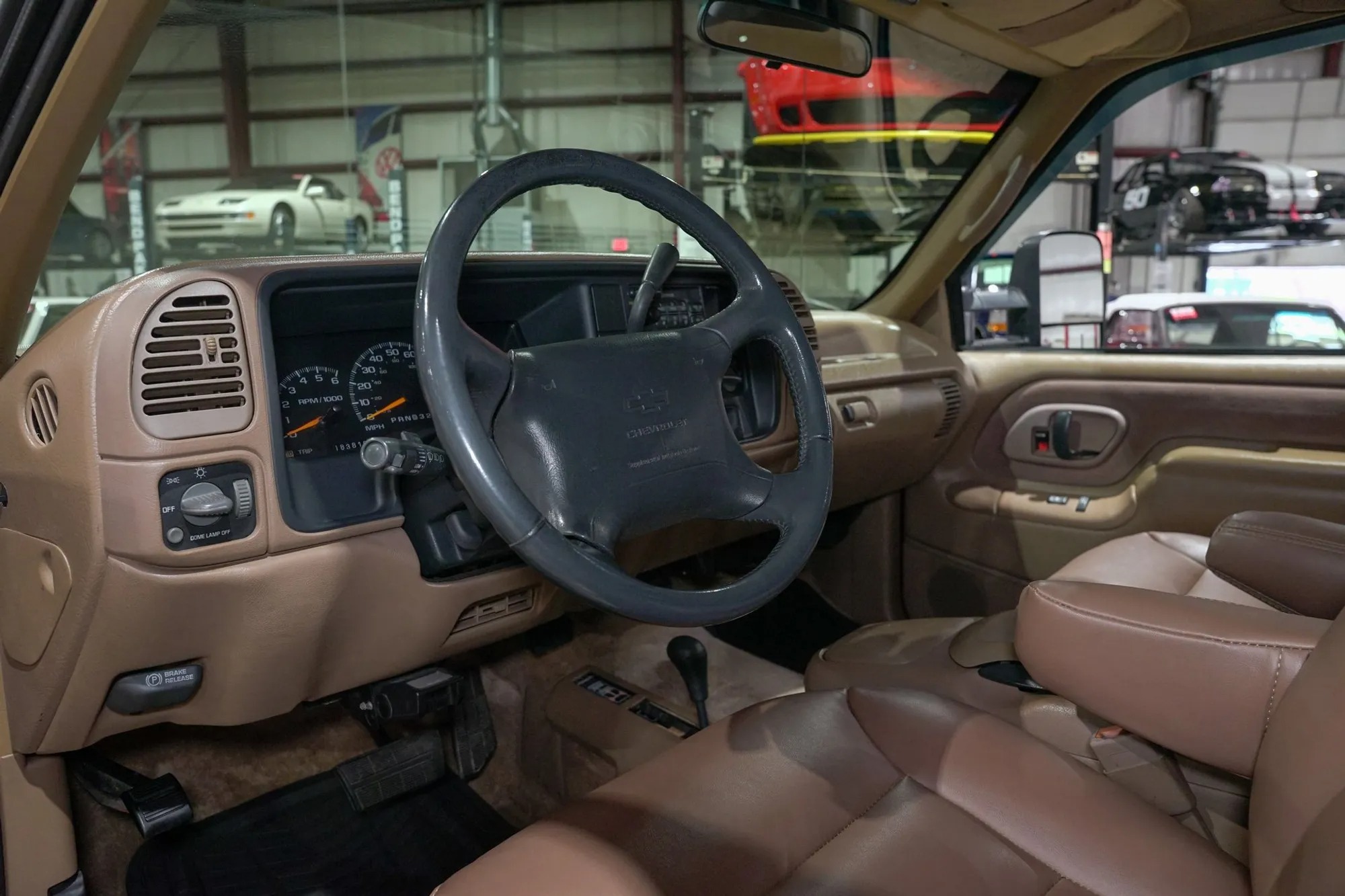 1995 Chevrolet Suburban K2500 LT