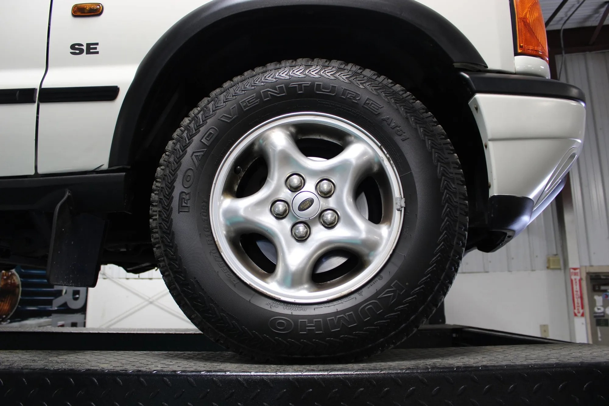 2001 Land Rover Discovery II SE