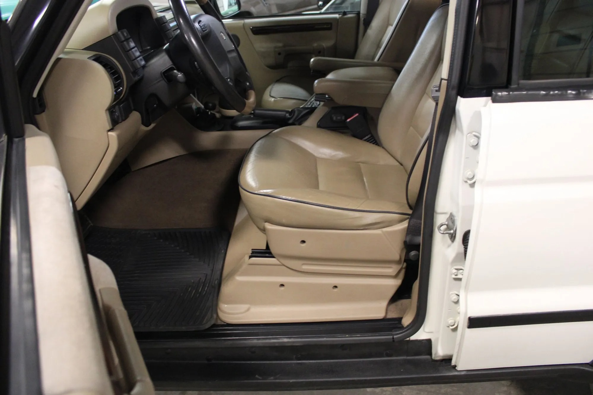 2001 Land Rover Discovery II SE