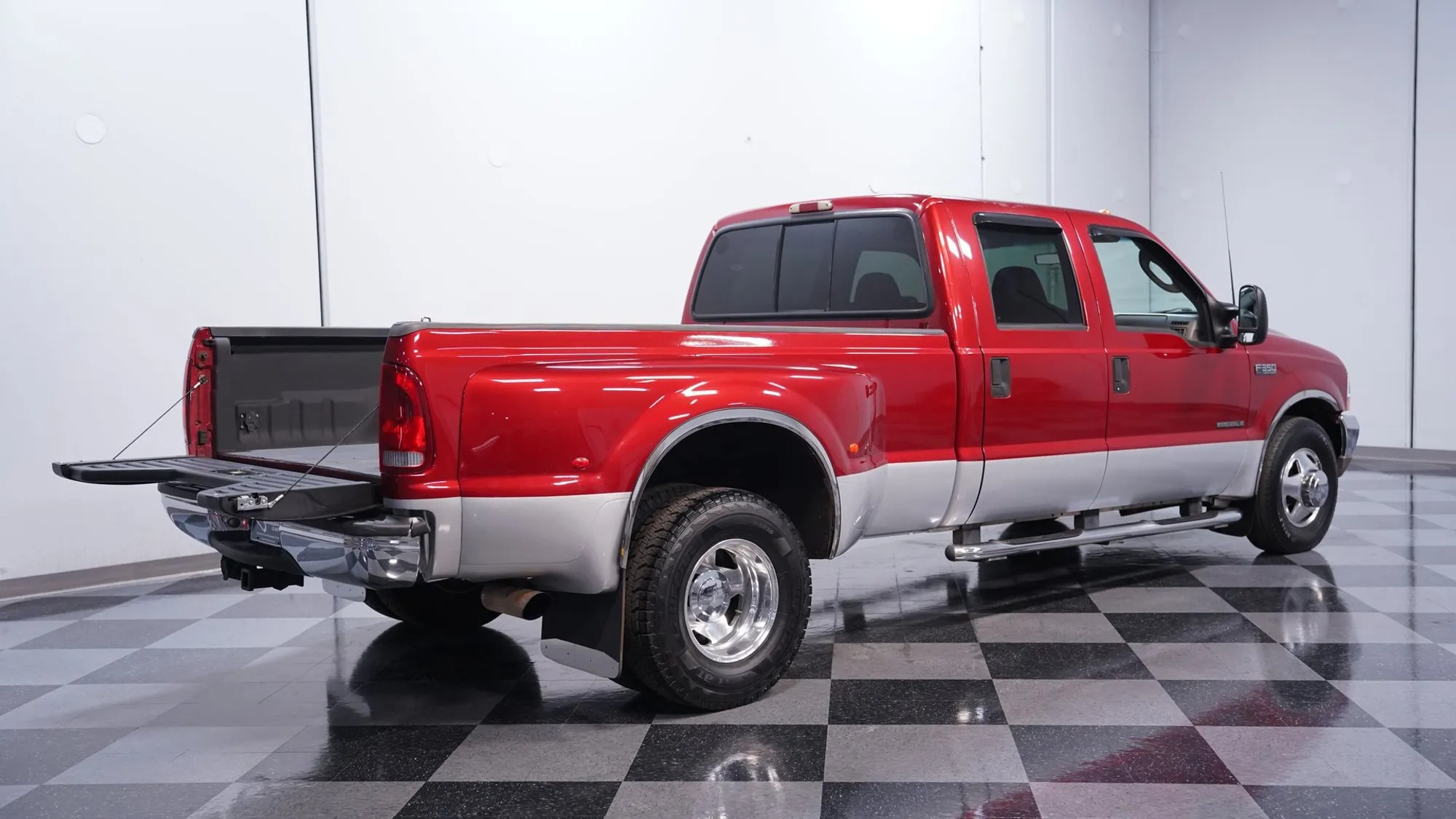 2003 Ford F-350 Super Duty XLT Dually