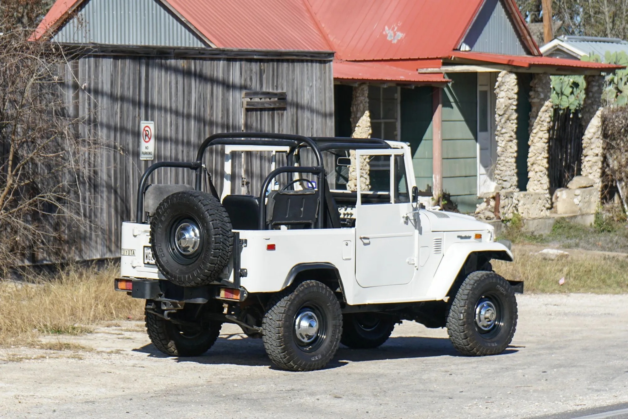 1974 Toyota Land Cruiser FJ40 - 5