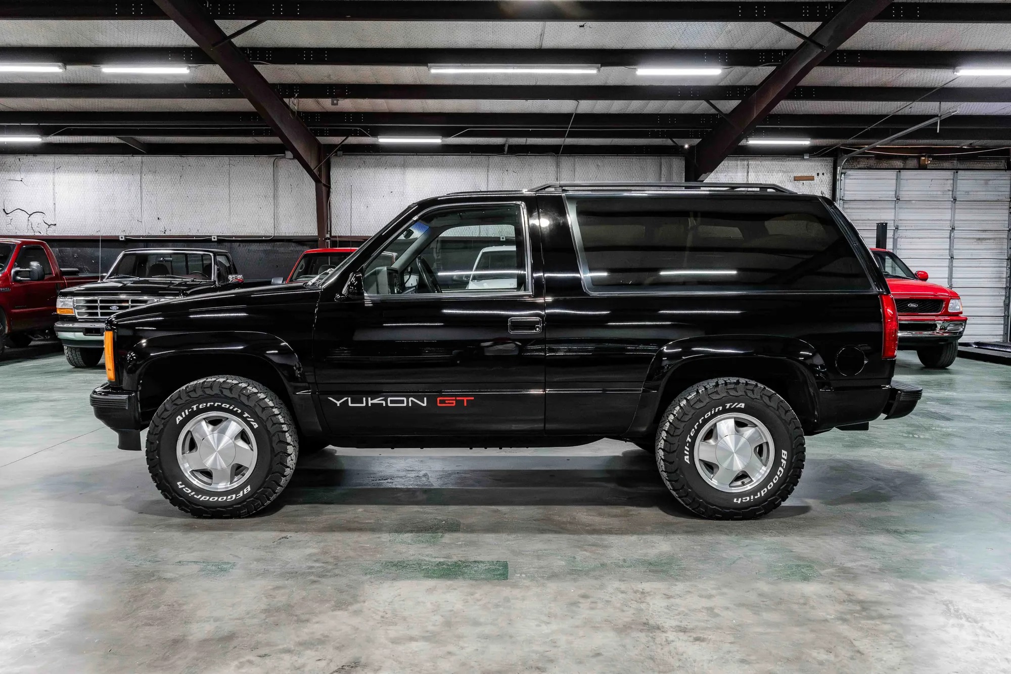 1993 GMC Yukon GT - 2