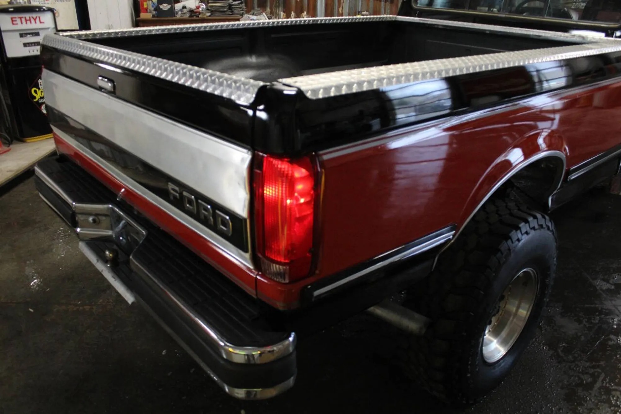 1987 Ford F-250 XLT