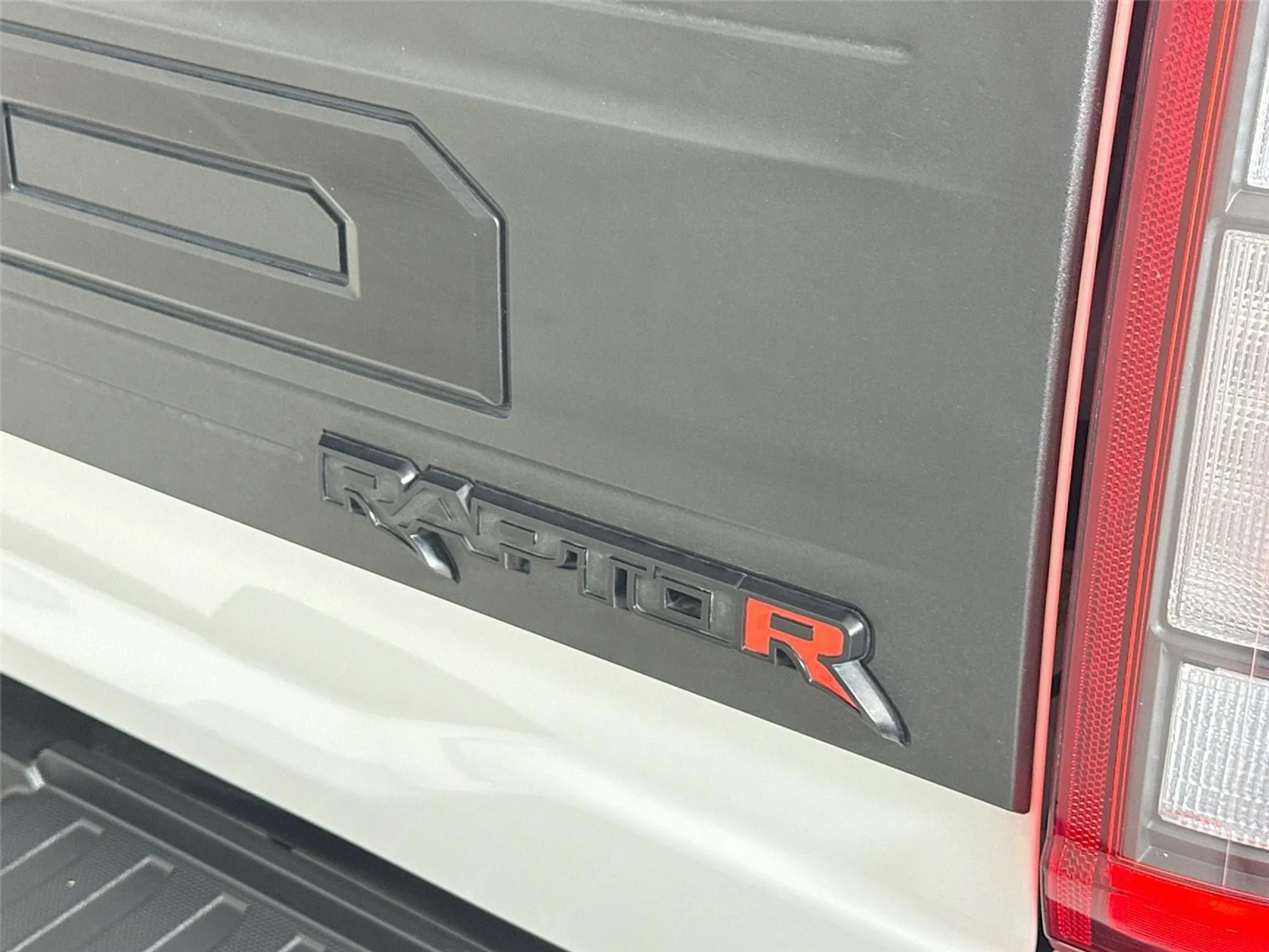 2023 Ford F-150 Raptor R