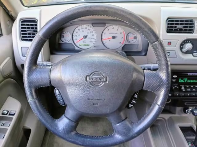 2001 Nissan Frontier SE