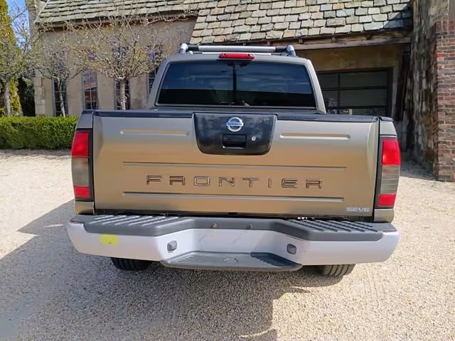 2001 Nissan Frontier SE