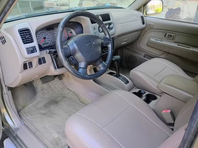 2001 Nissan Frontier SE