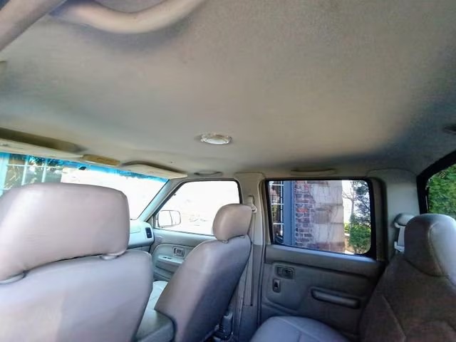 2001 Nissan Frontier SE