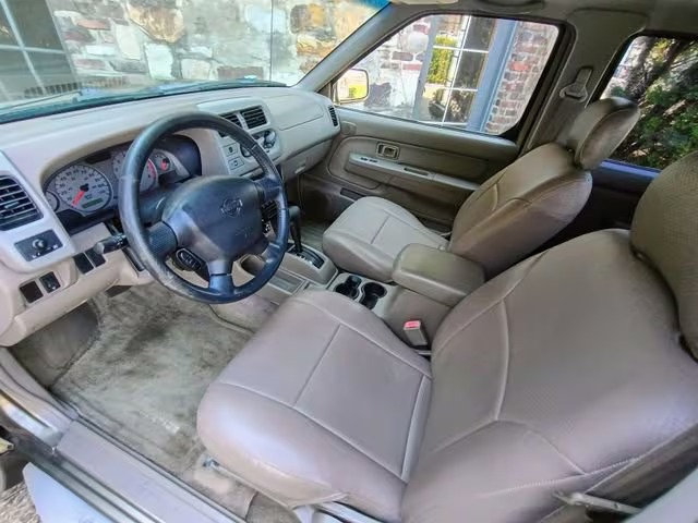 2001 Nissan Frontier SE
