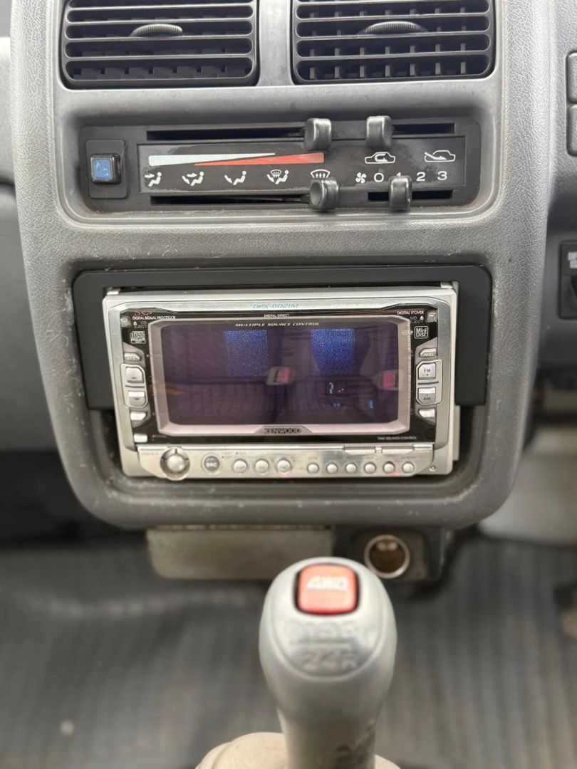 Supercharged 1992 Subaru Sambar